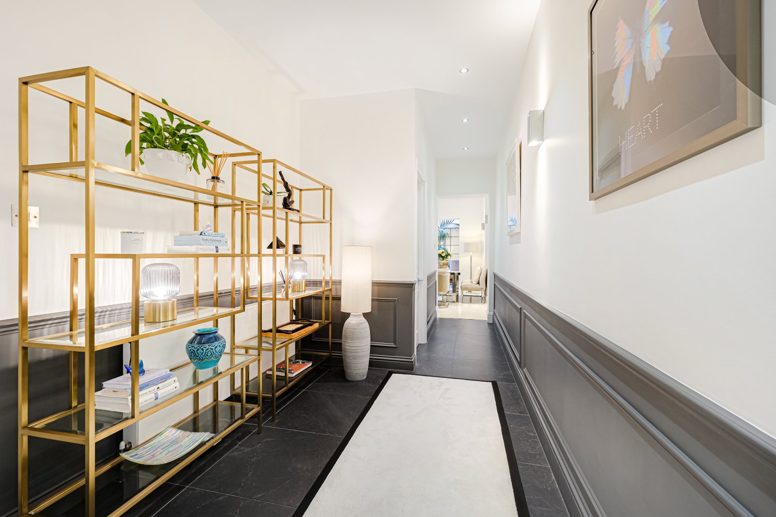 3 bedroom flat for sale 0