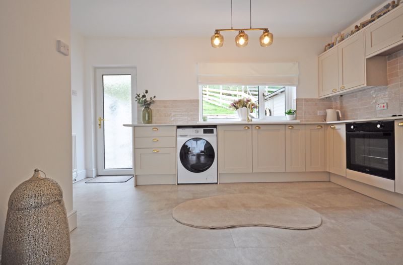 3, Crescent Court, Newport photo 4