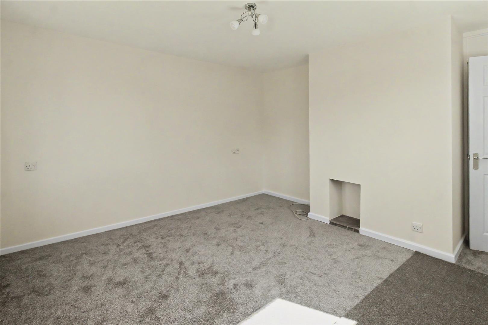 7, Ulldale Court, Nottingham photo 4