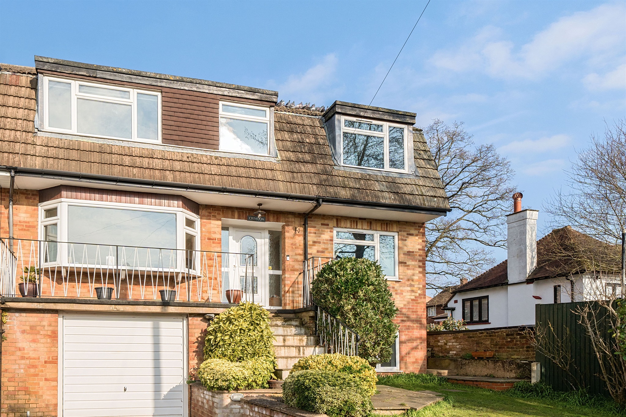 5 bedroom semi-detached house for sale 0