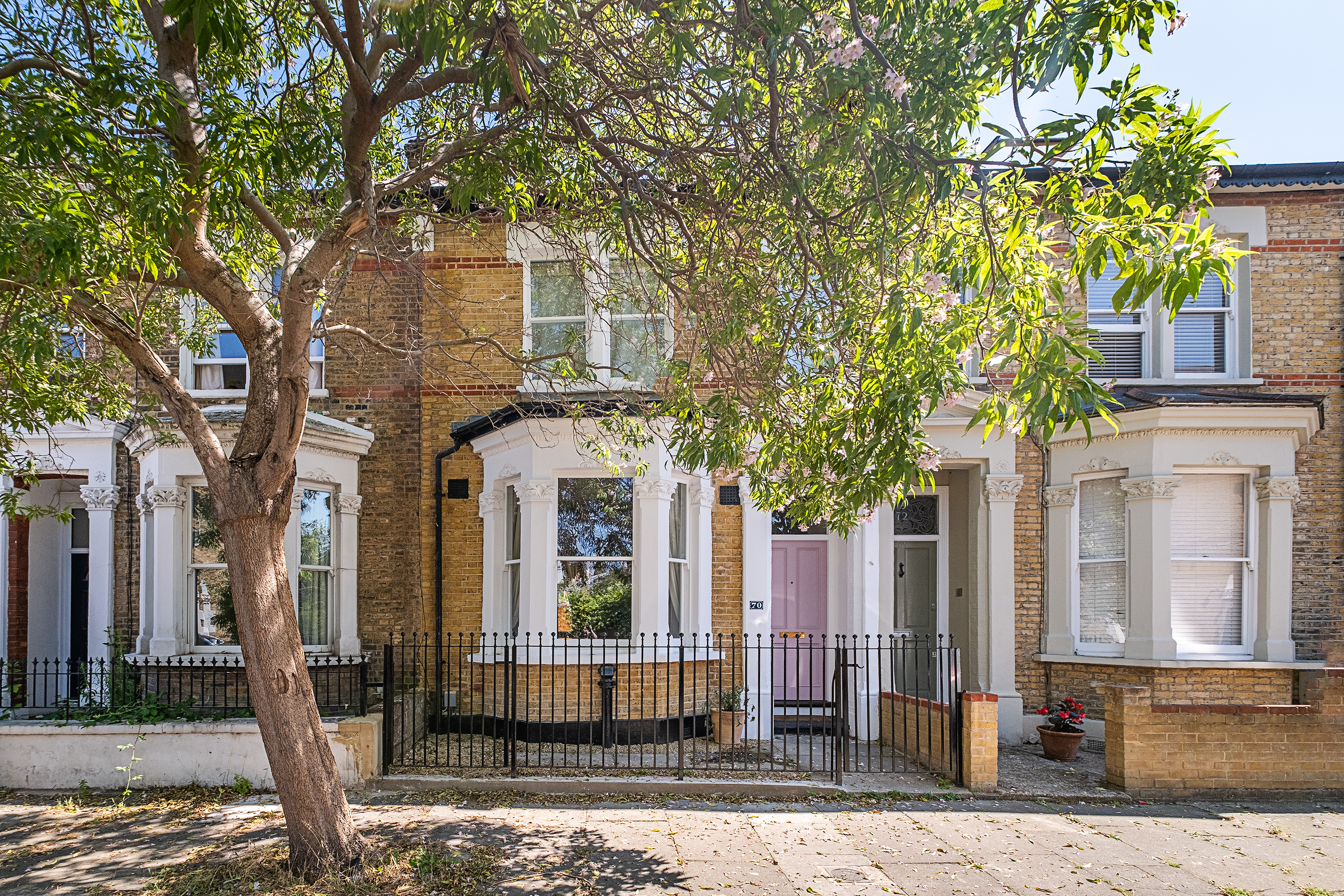 2 bedroom new flat for sale