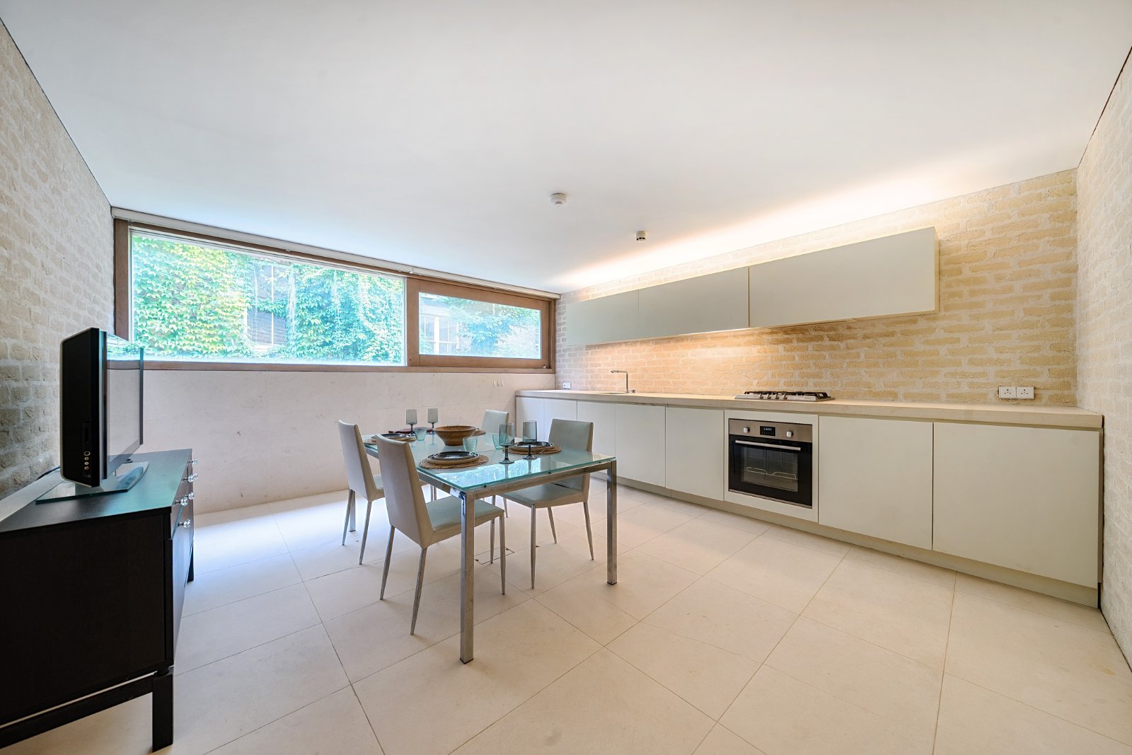 2 bedroom flat for sale 0