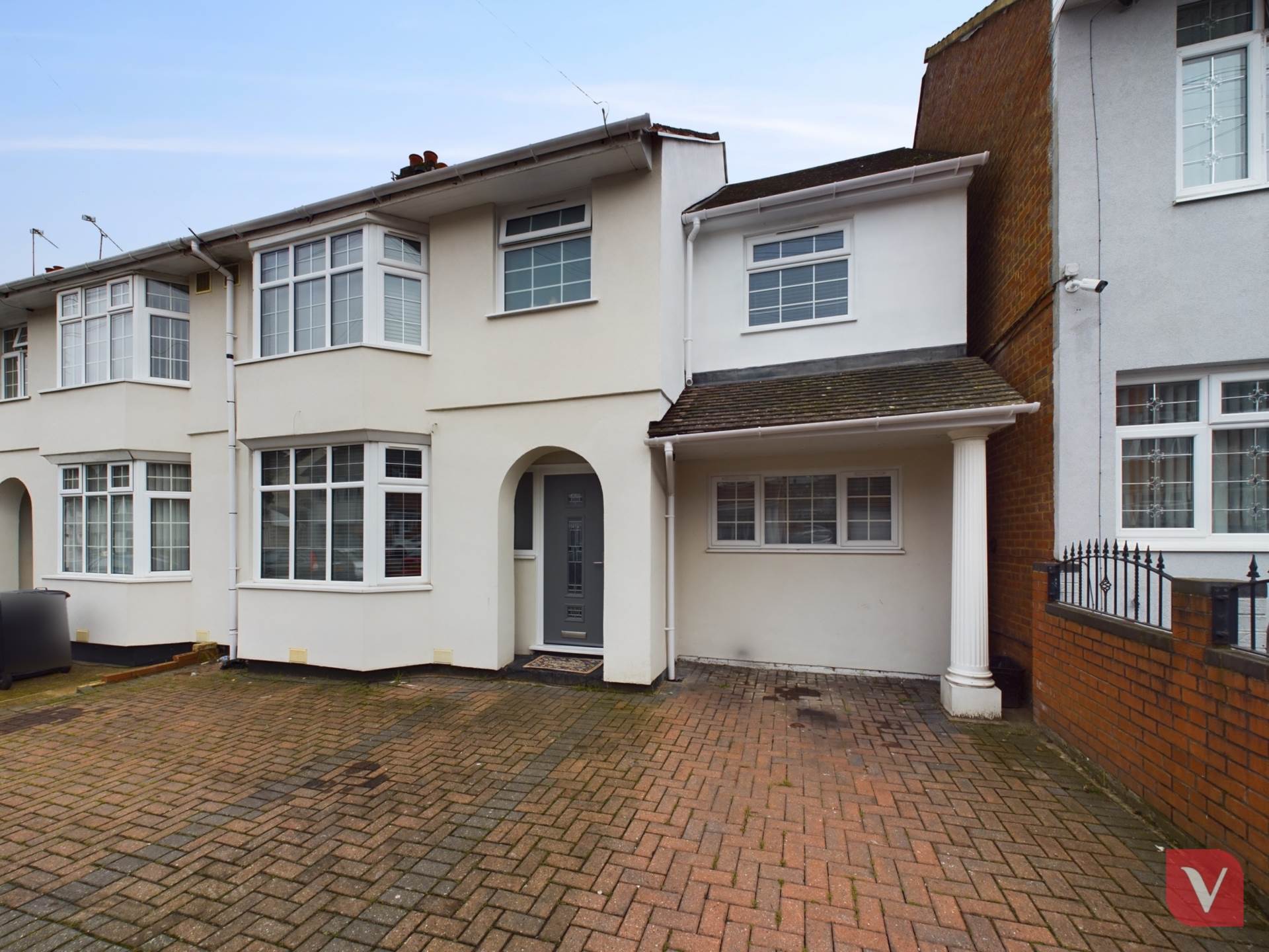 5-bed semi-detached on 26, St Mildreds Avenue, Luton, £465,000