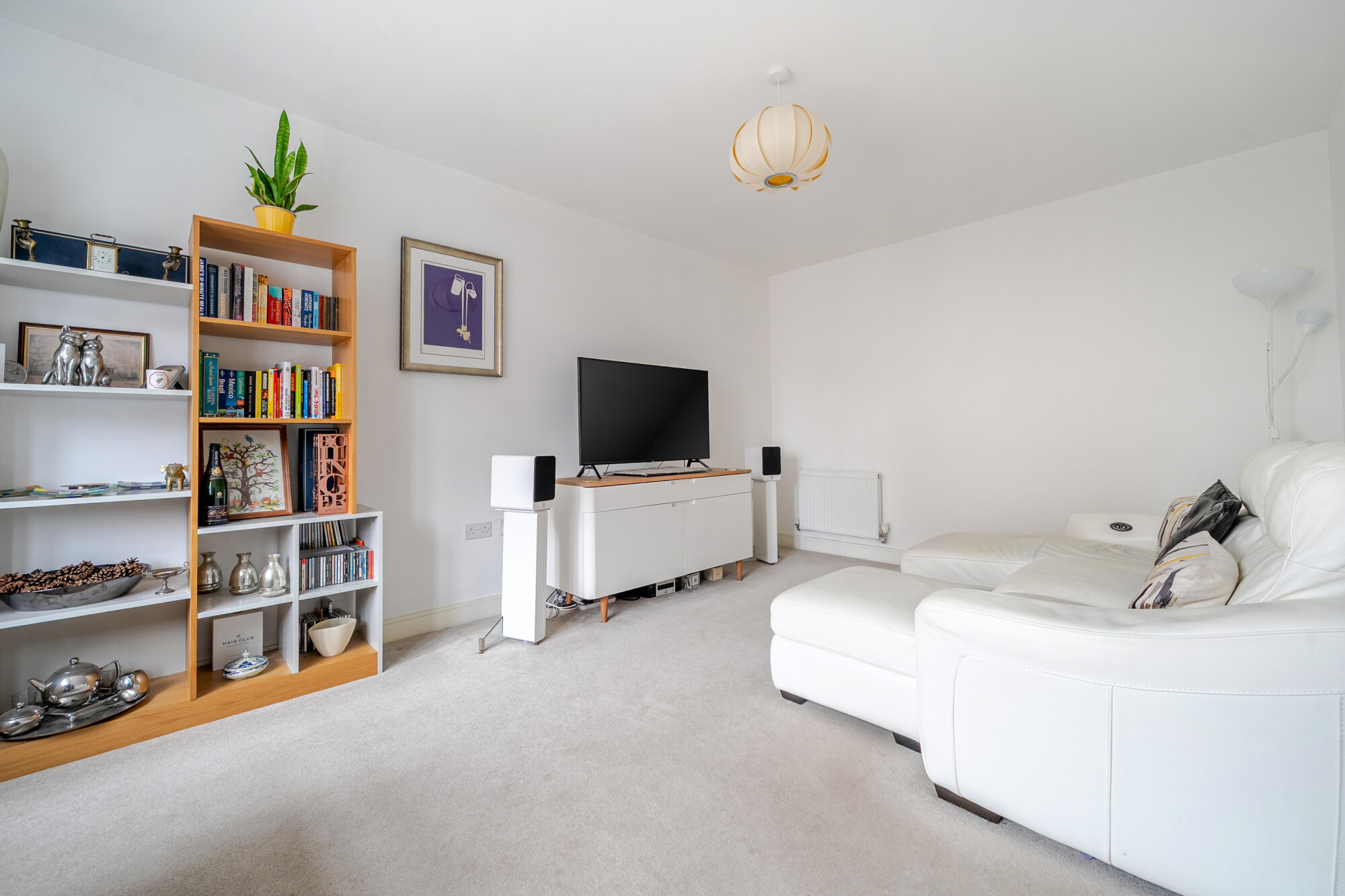 4 bedroom detached house for sale 0