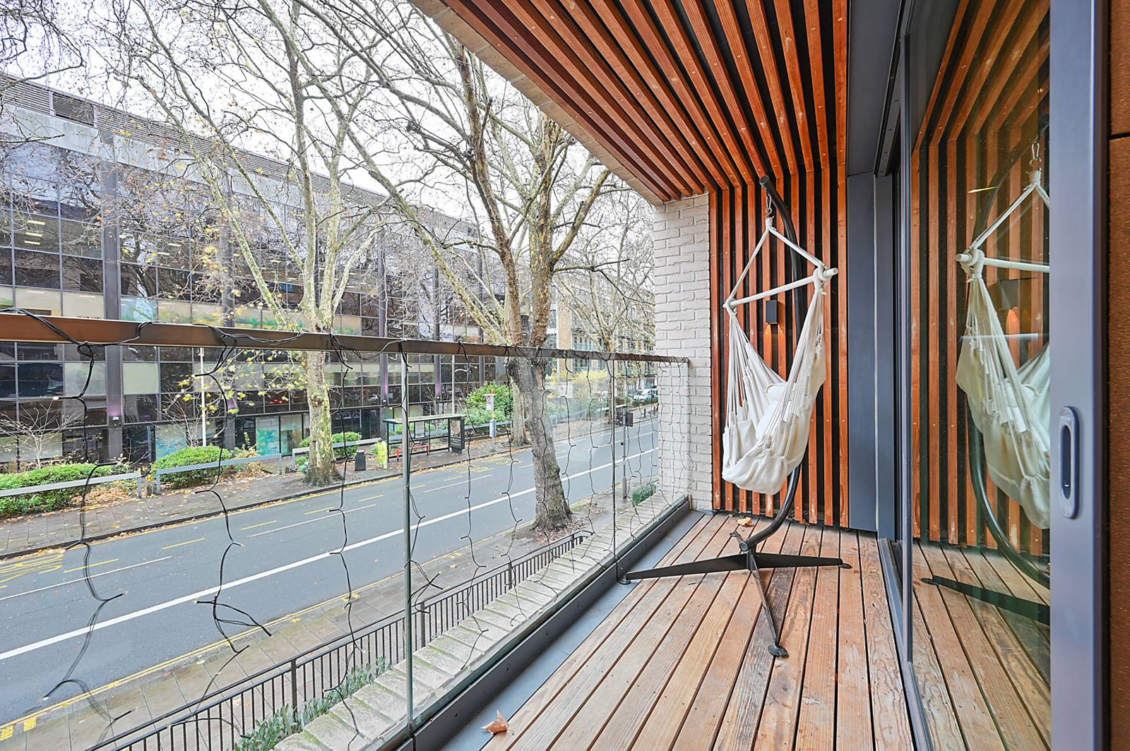 3 bedroom flat for sale 0