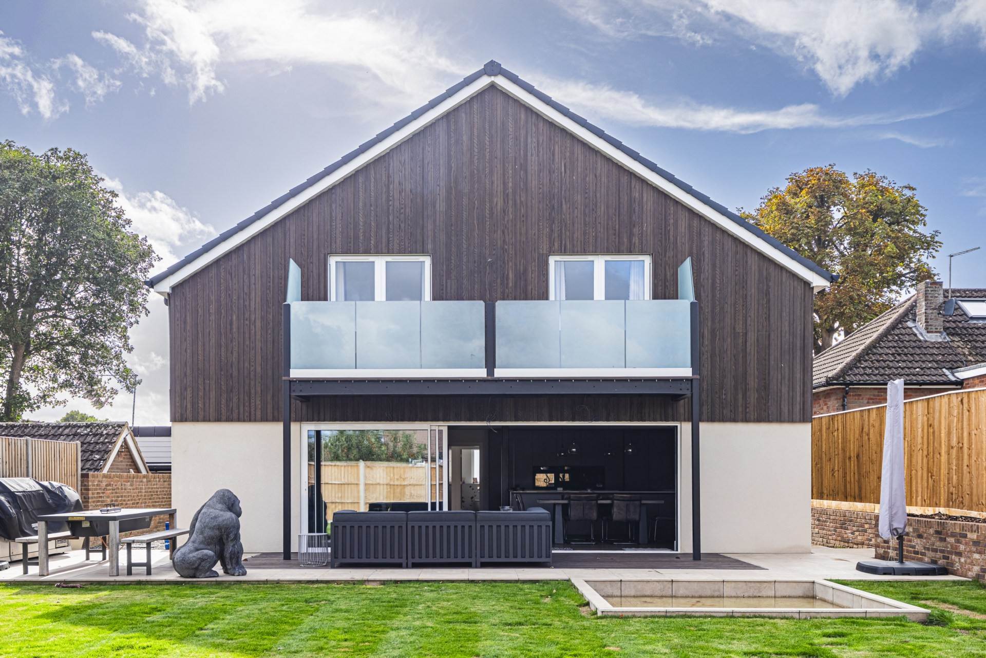 4 bedroom detached house for sale 0