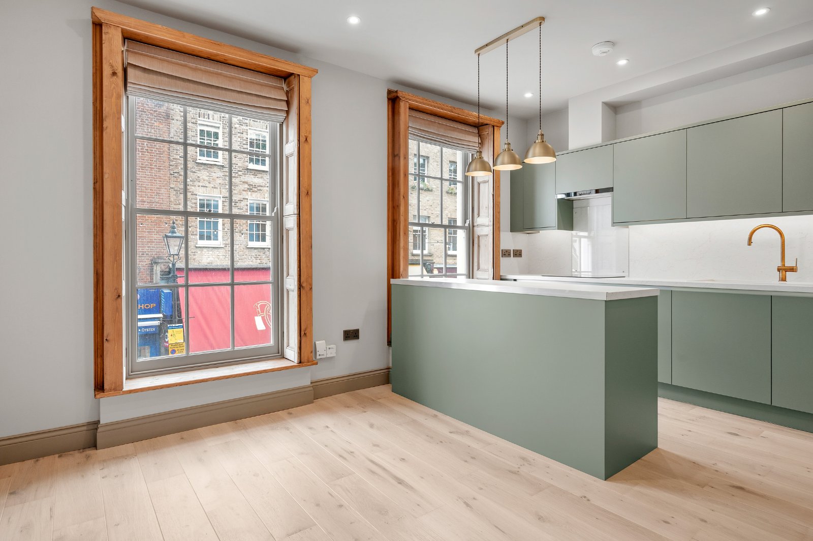 Flat 1, 45A, Exmouth Market, London photo 2