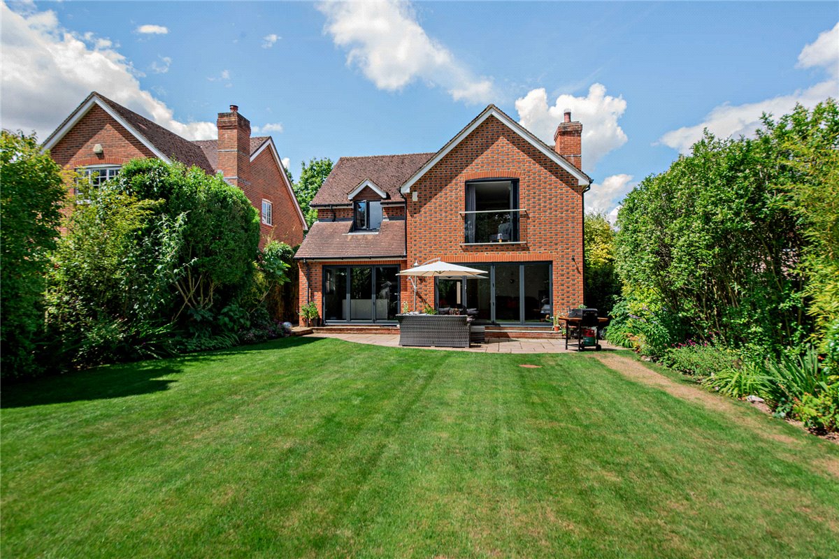 Photos of Gore End Road, Ball Hill, Newbury, Hampshire RG20 61900699