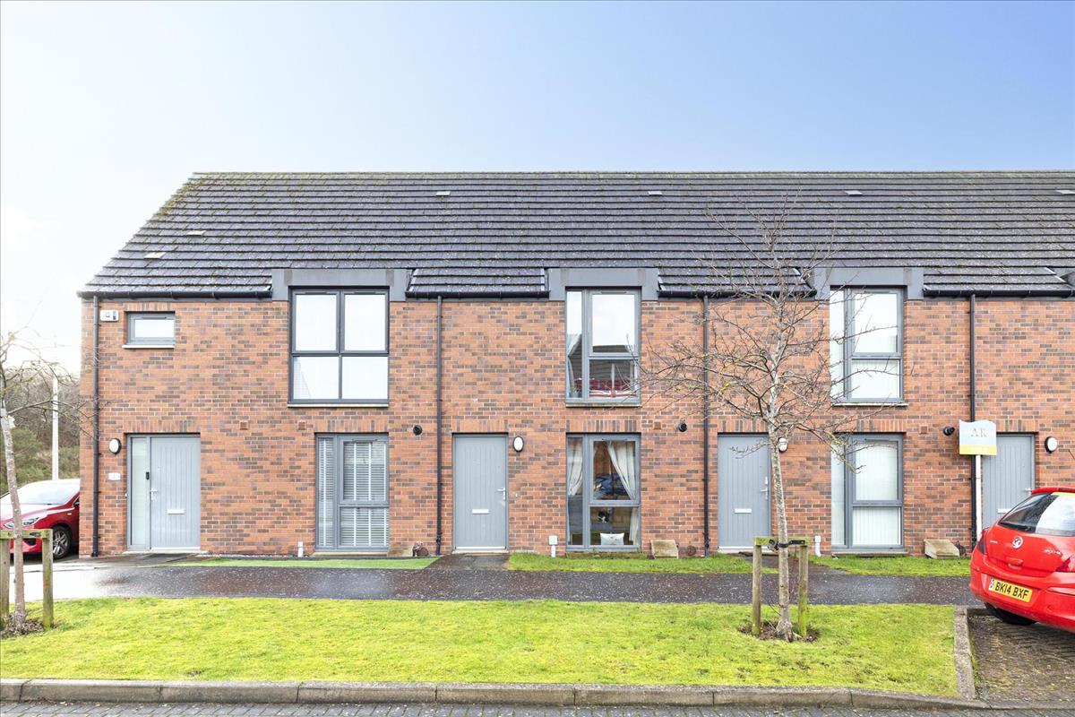 2-bed house on 3 Wester Suttieslea Gardens, Newtongrange, £200,000