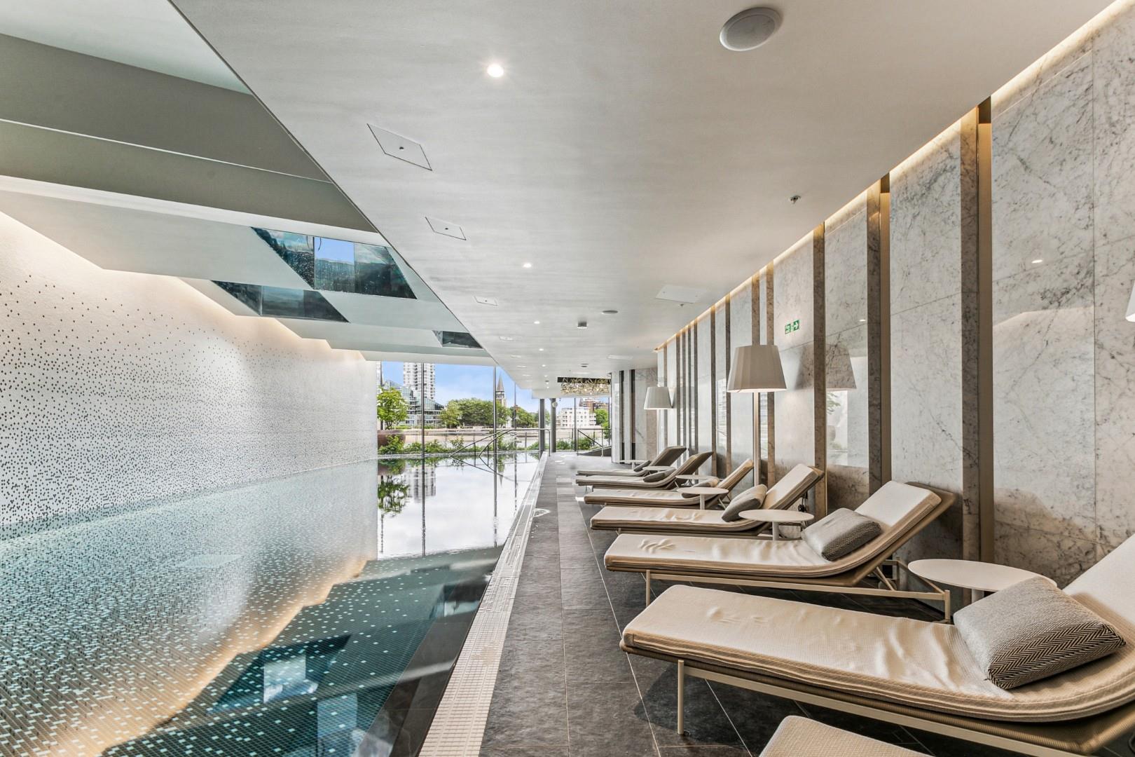 3 bedroom flat for sale 0