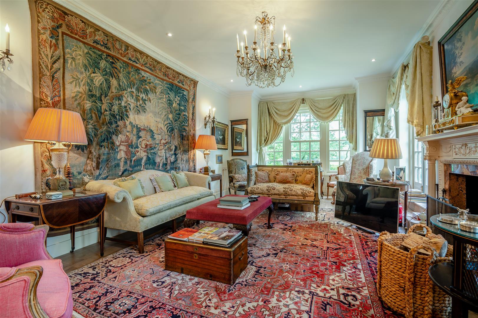 6 bedroom farmhouse for sale 0