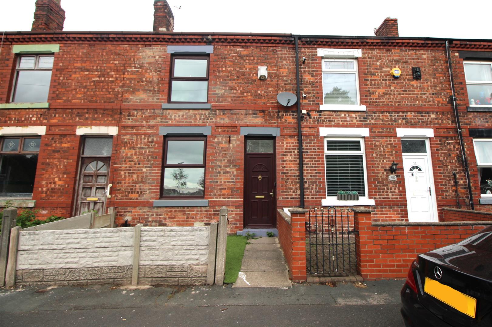 50, Victoria Road, Wigan photo 2