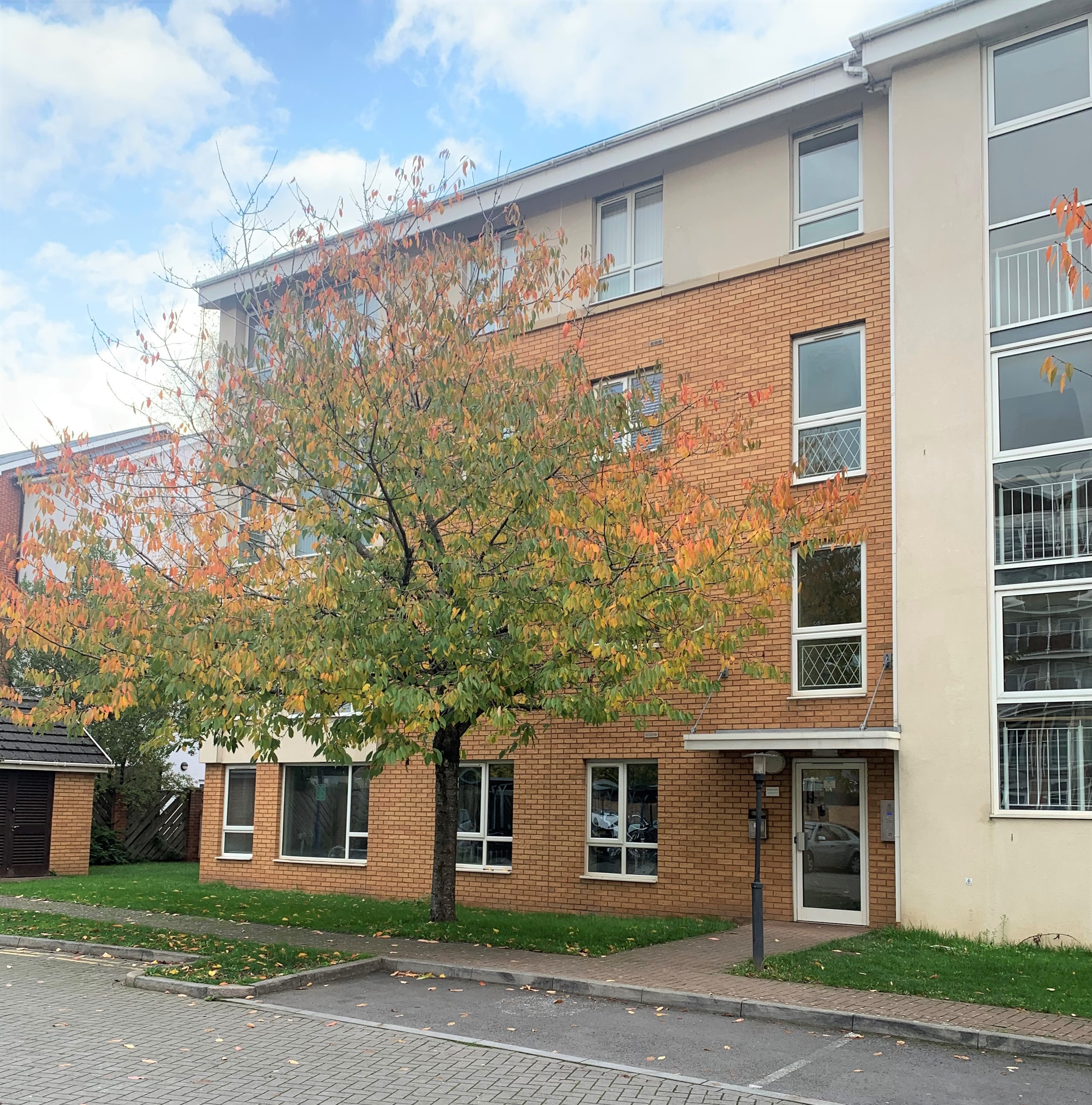 2-bed flat on Heol Glan Rheidol, Cardiff CF10, £150,000