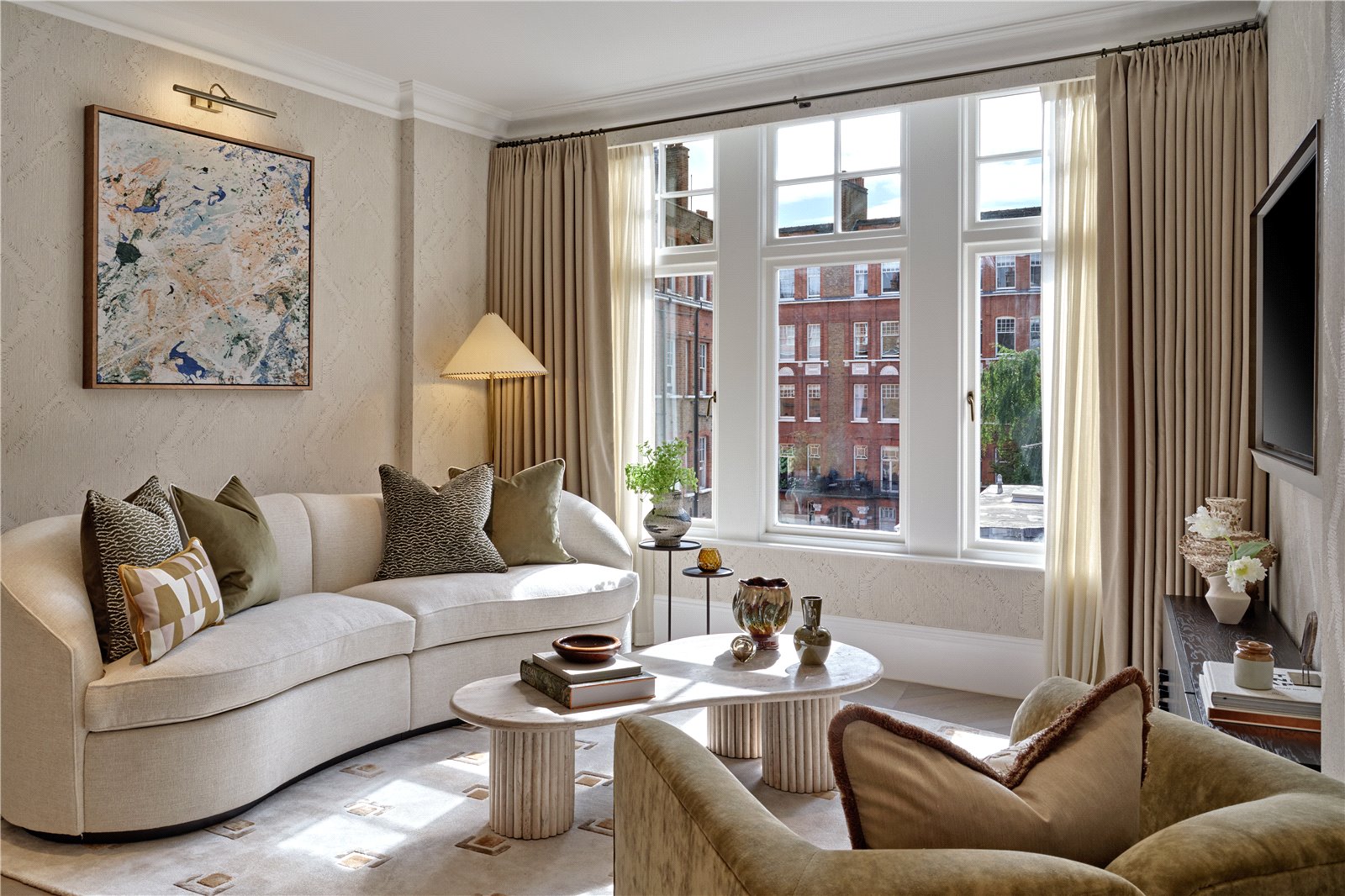 3 bedroom new flat for sale 0
