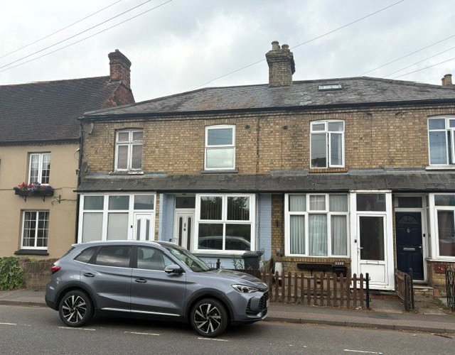 87, Woburn Road, Bedford photo 2
