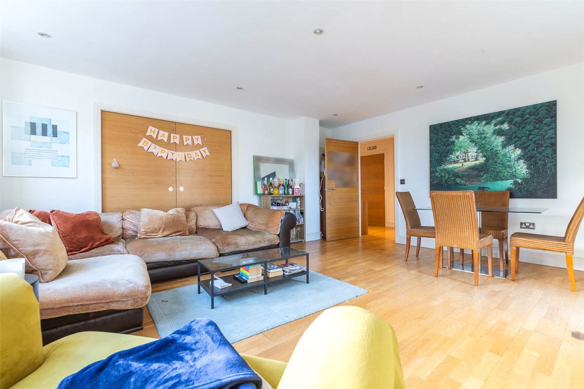 Apartment 522, Romney House, 47, Marsham Street, London photo 4
