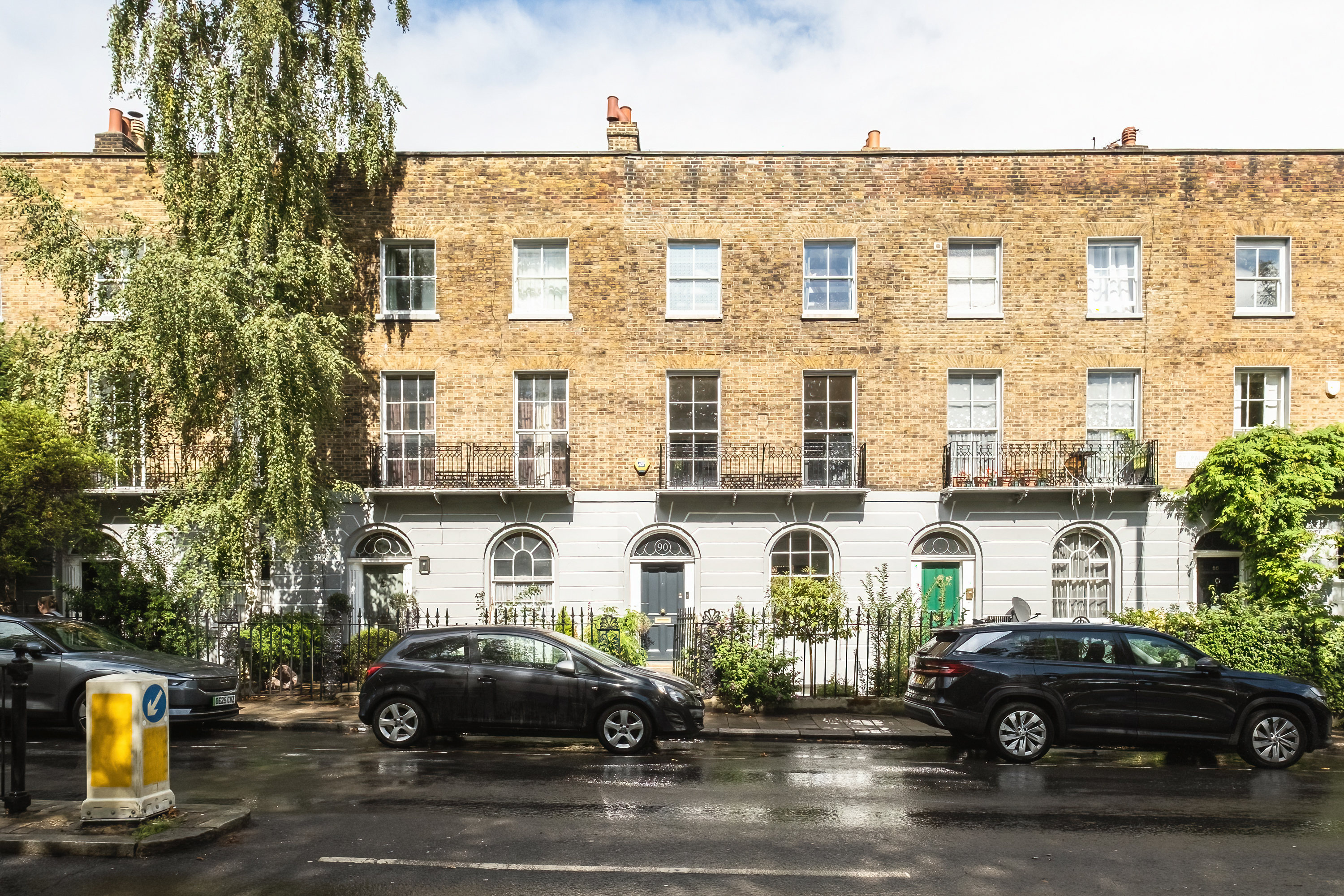 3 bedroom detached house for sale 0