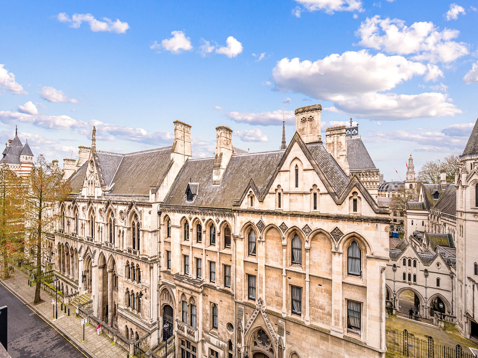 3 bedroom new flat for sale 0