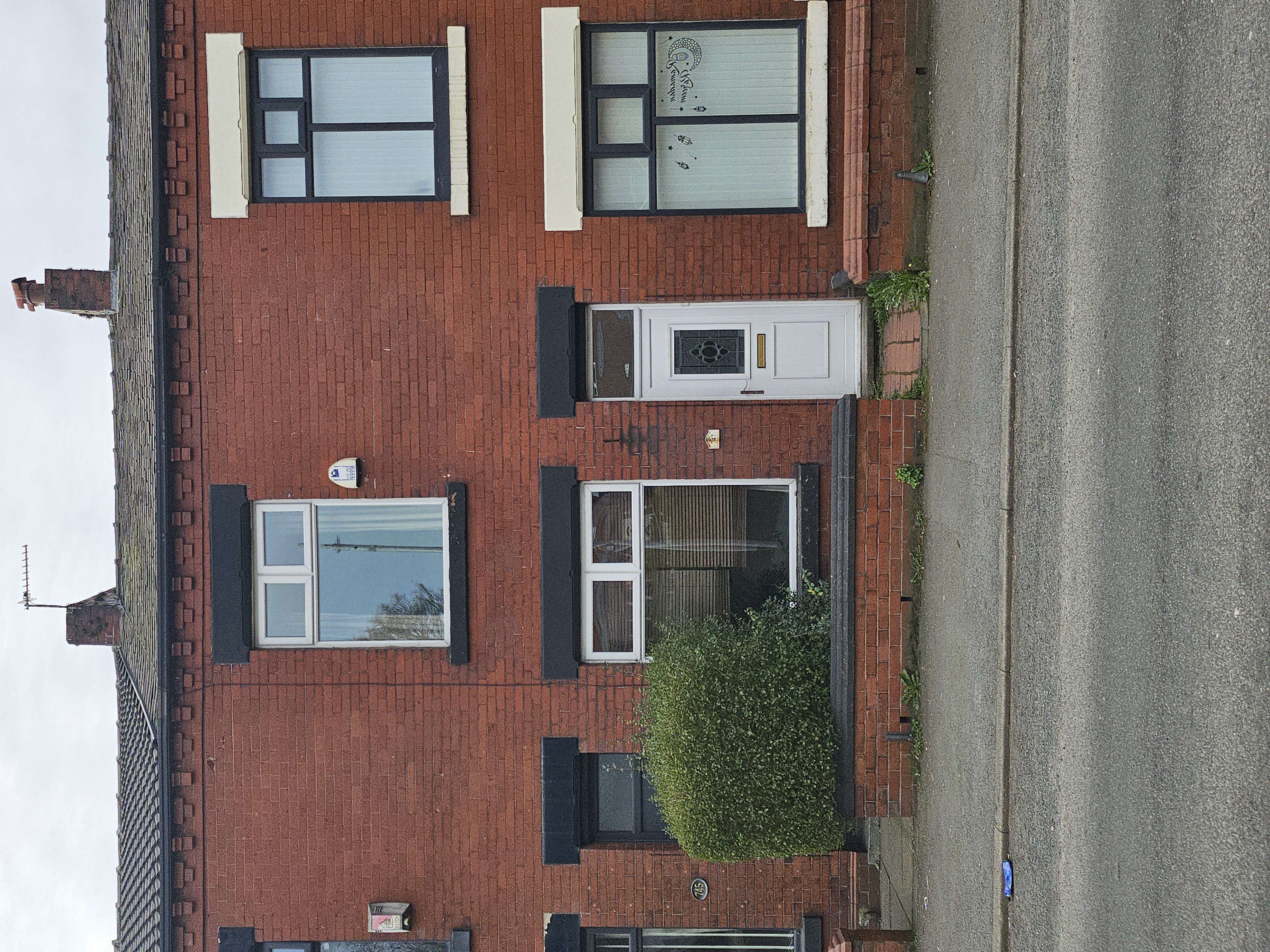 747, Middleton Road, Chadderton photo 4