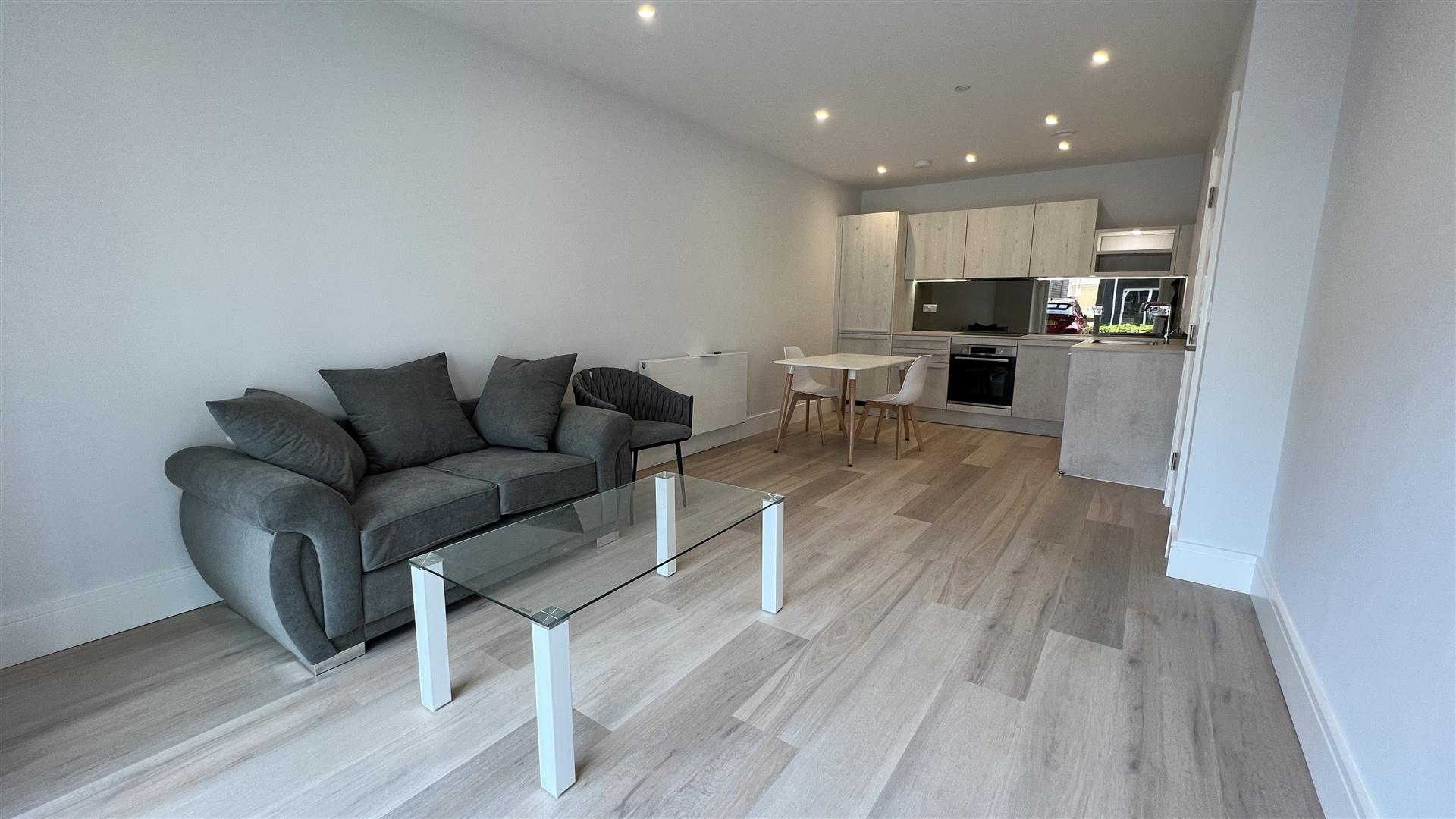 1-bed flat on Flat 5, 16, Fairhaven Drive, Reading, £248,000