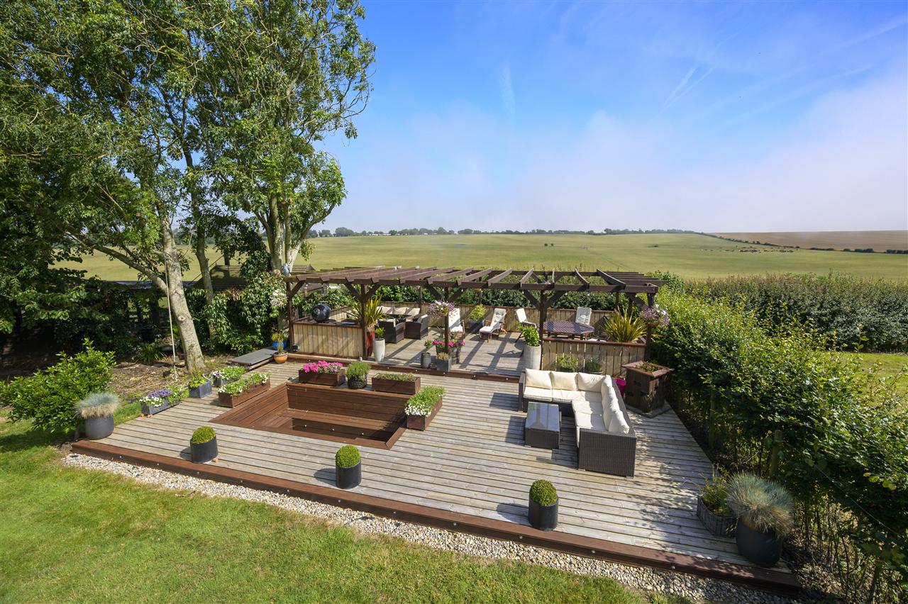 5 bedroom detached house for sale 0