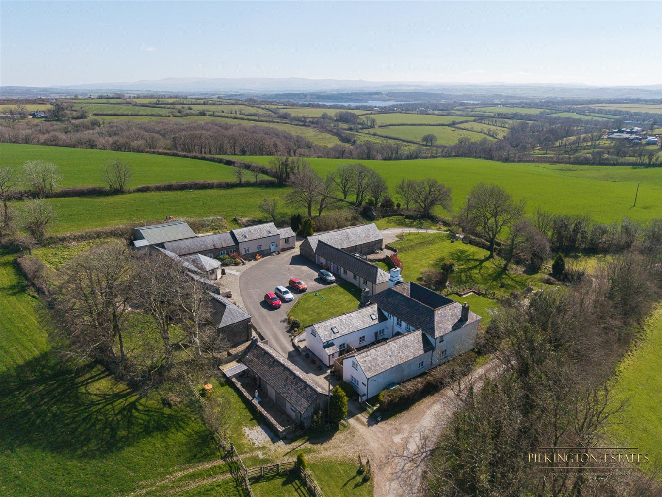 5 bedroom terraced house for sale