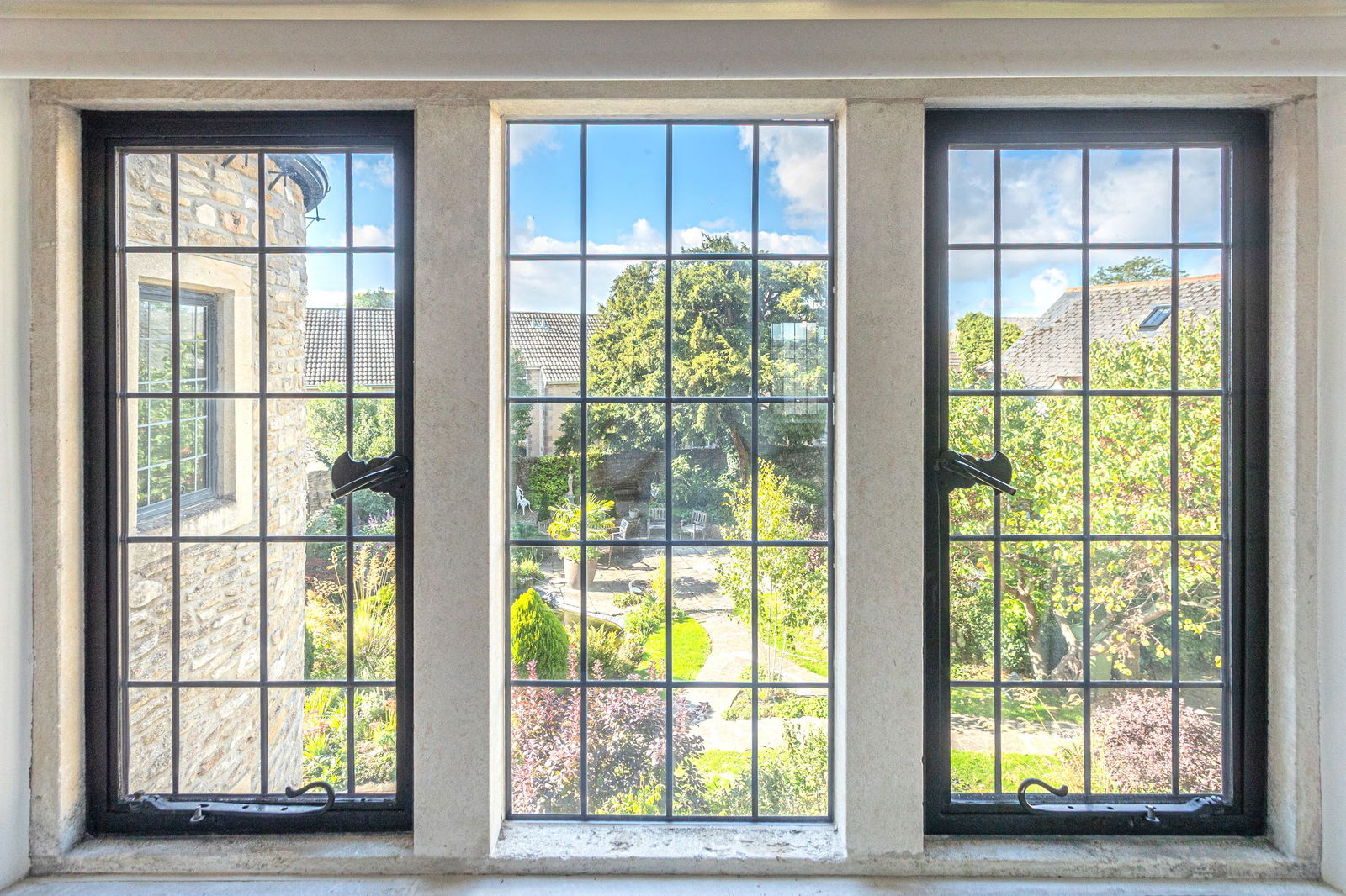 12 Helena Court, Hampton Street, Tetbury photo 3