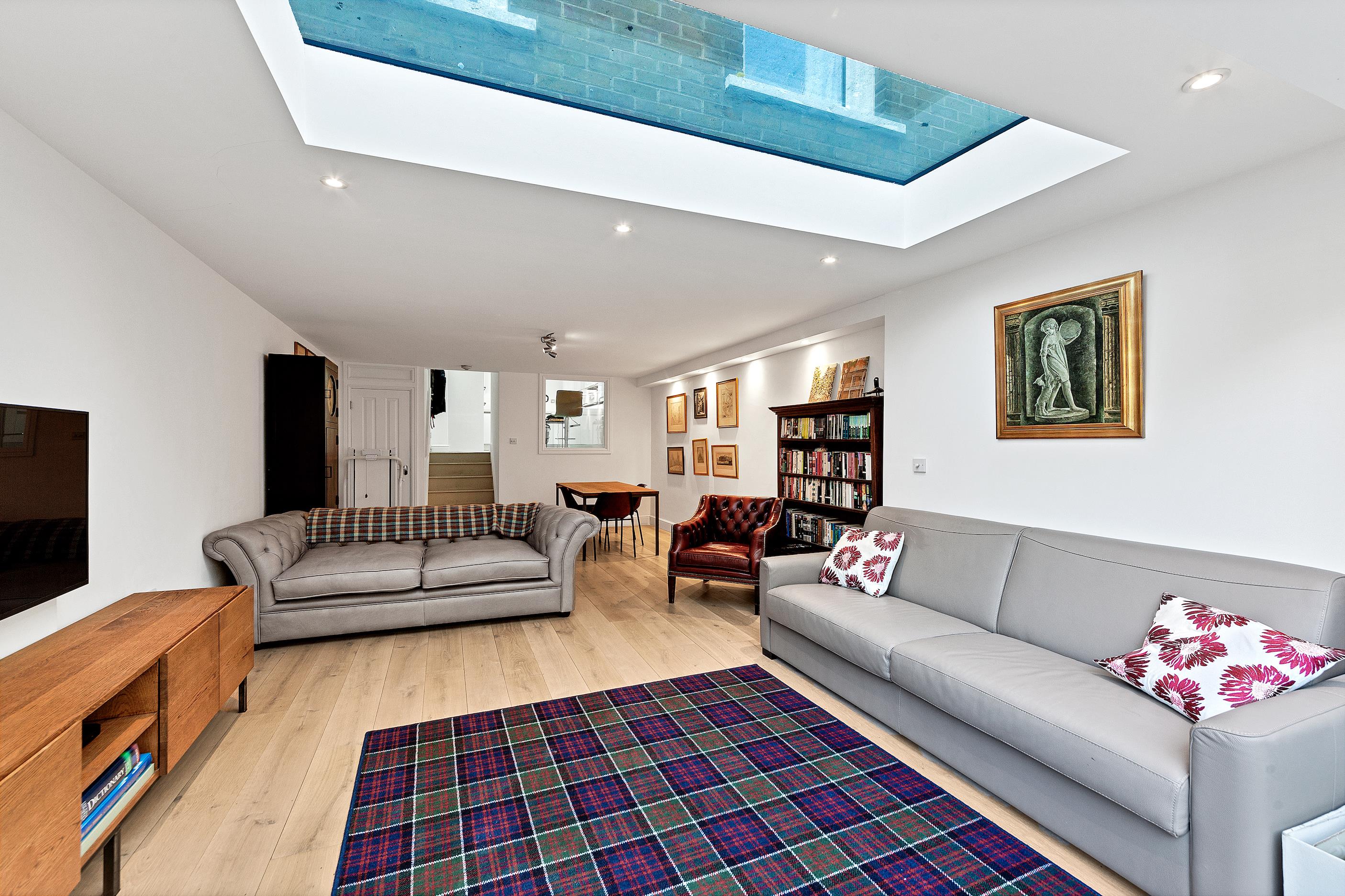 3 bedroom terraced house for sale 0