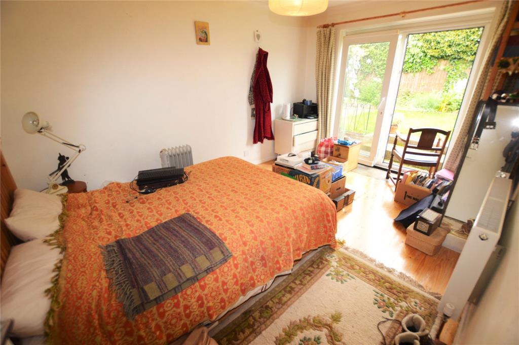 Free property report 28 Oaklands Park, Buckfastleigh, TQ11 0BW Chimnie