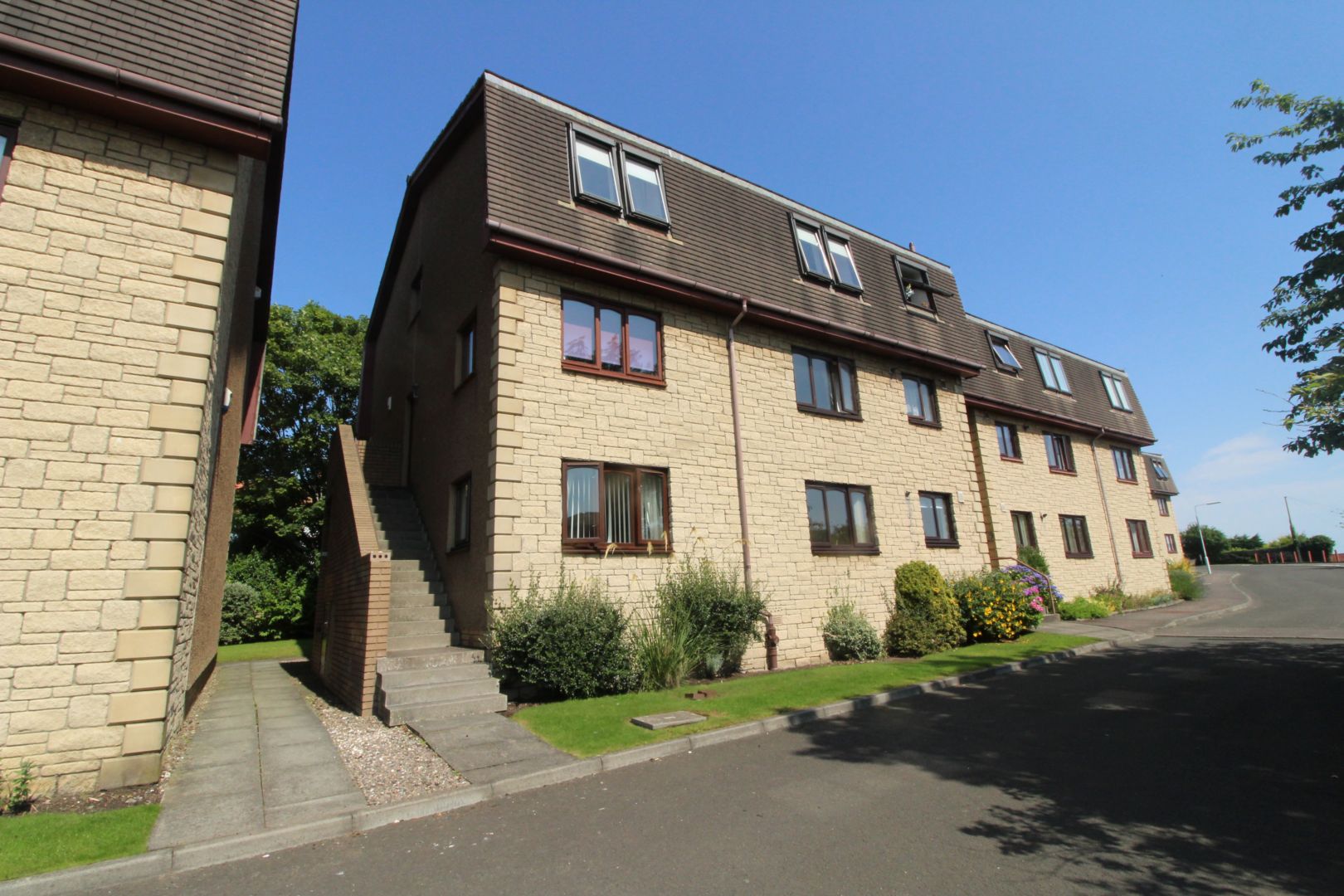 Free property report 51 James Grove, Kirkcaldy, KY1 1TN Chimnie