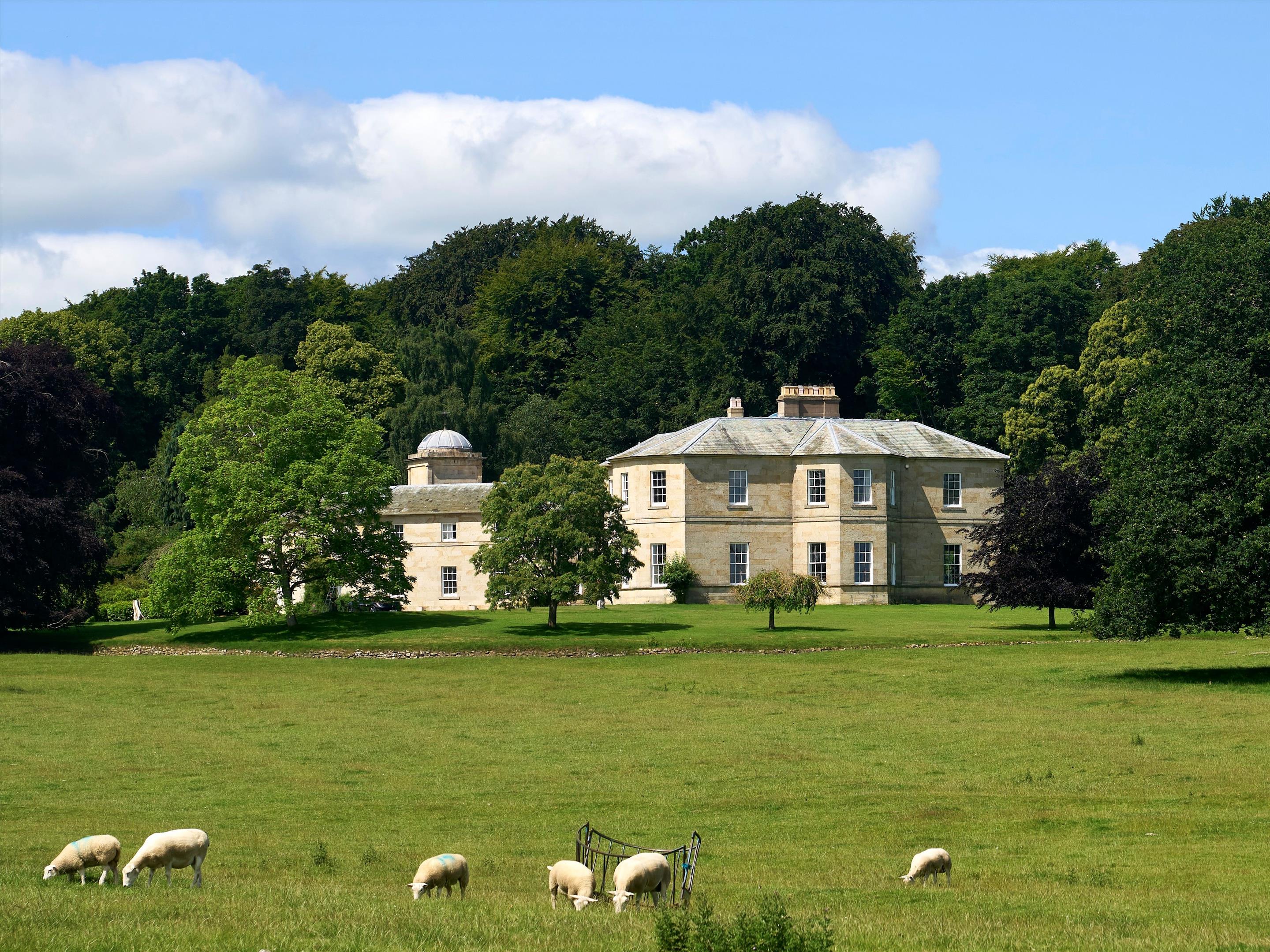 15 bedroom detached house for sale 0