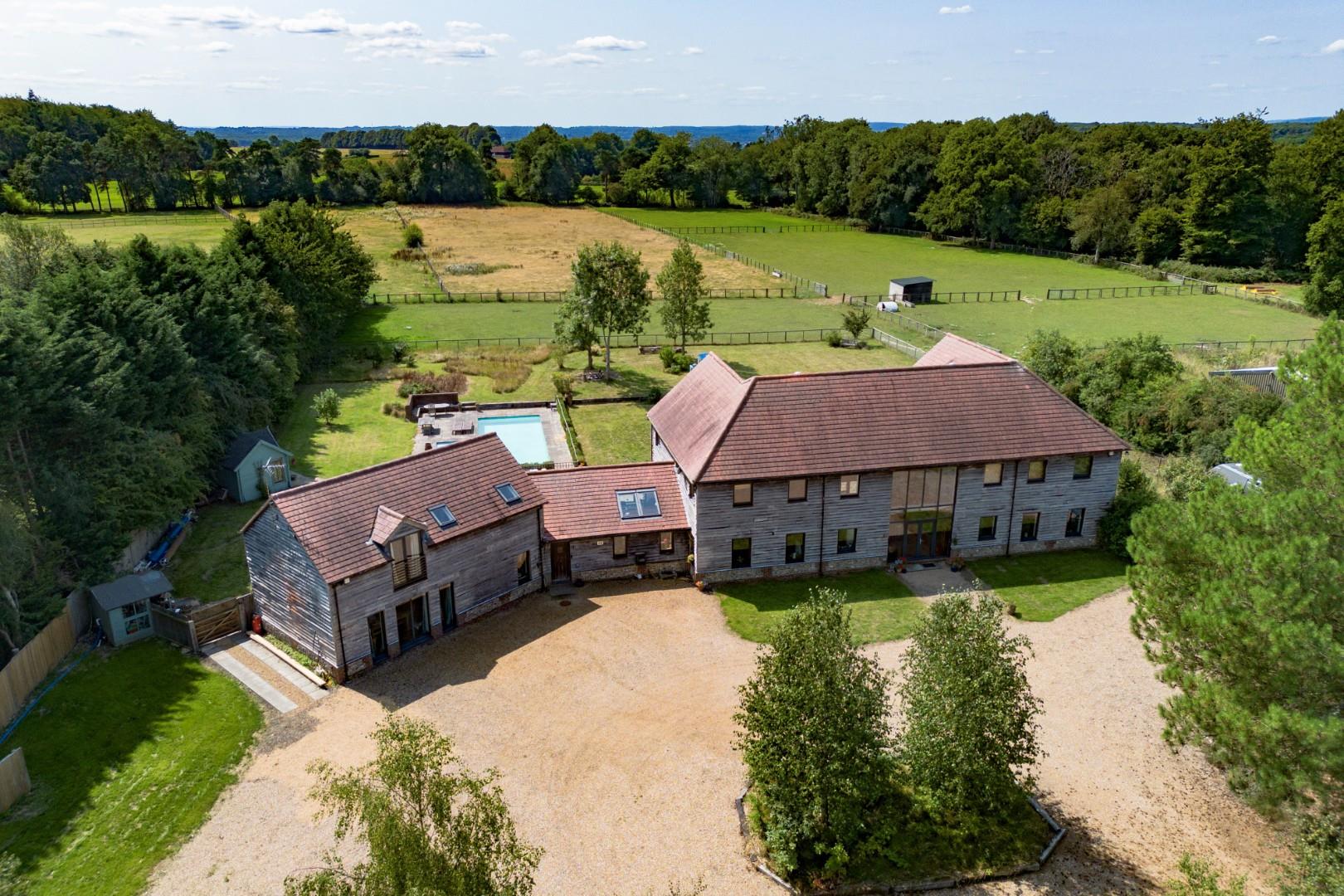 5 bedroom detached house for sale