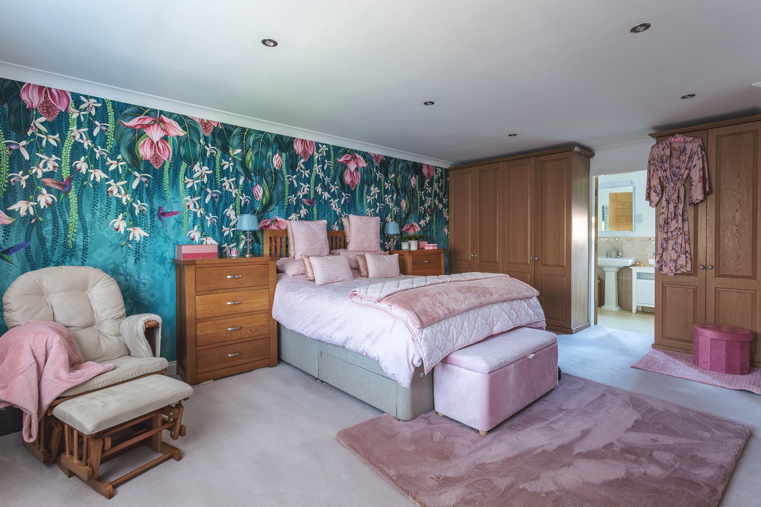 Photos of Chine House, The Chine, Broadmeadows, South Normanton