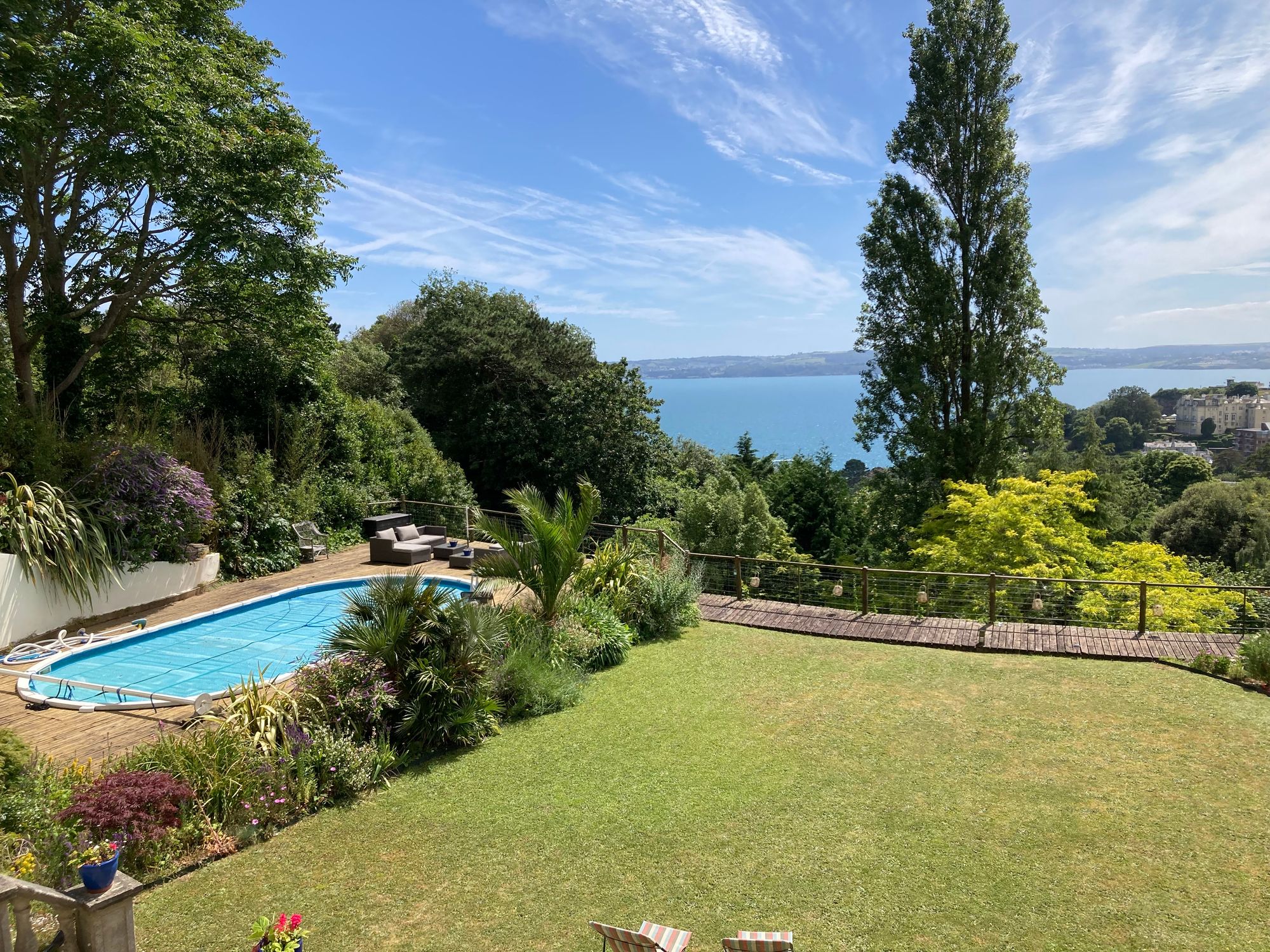 5 bedroom detached house for sale 0