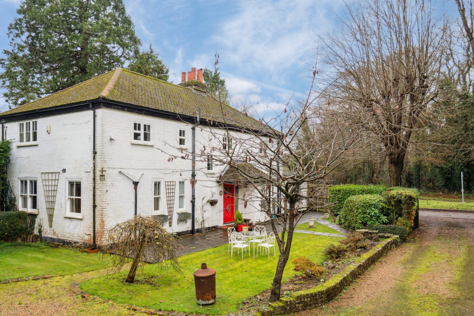 3 bedroom detached house for sale 0