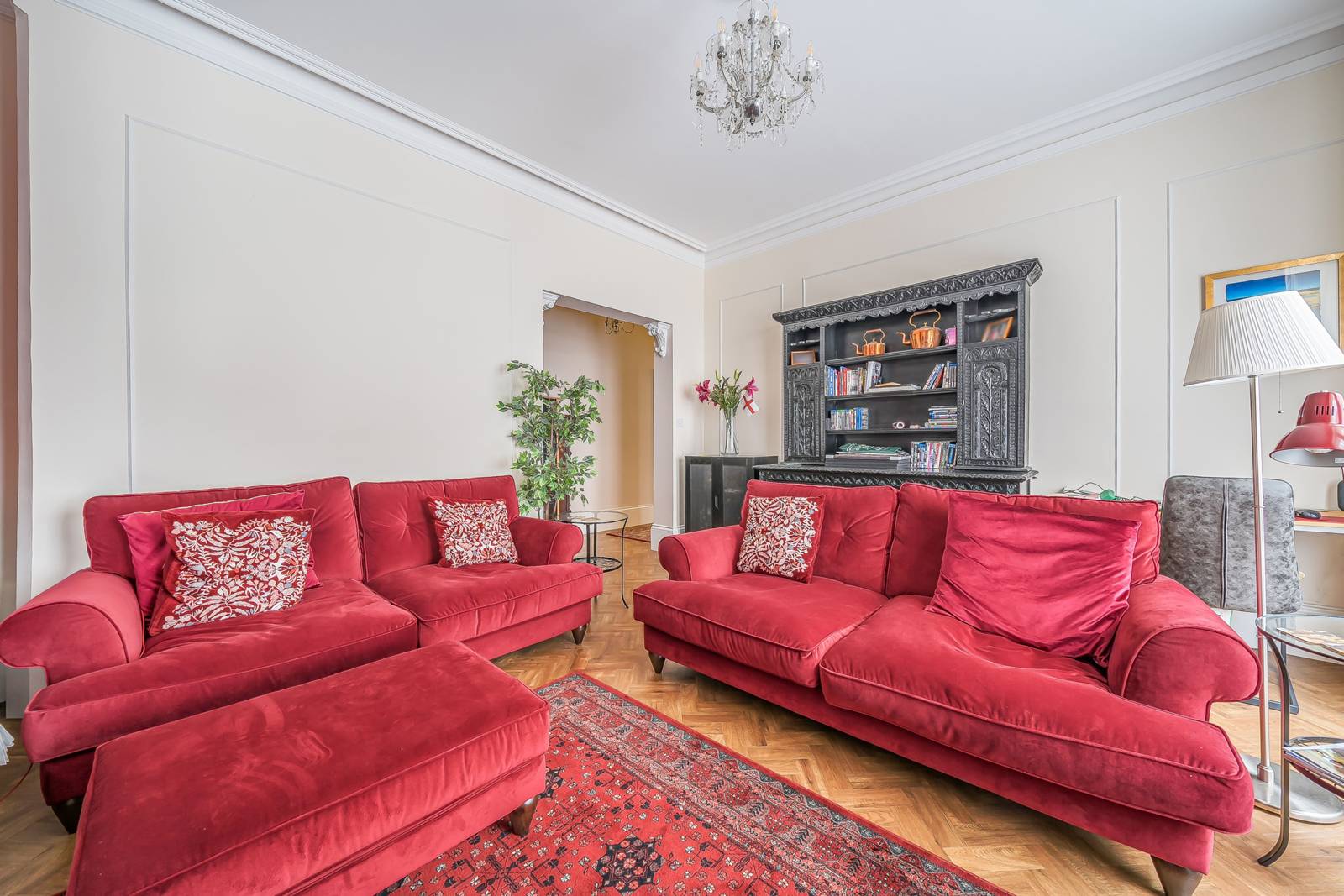 3 bedroom flat for sale 0
