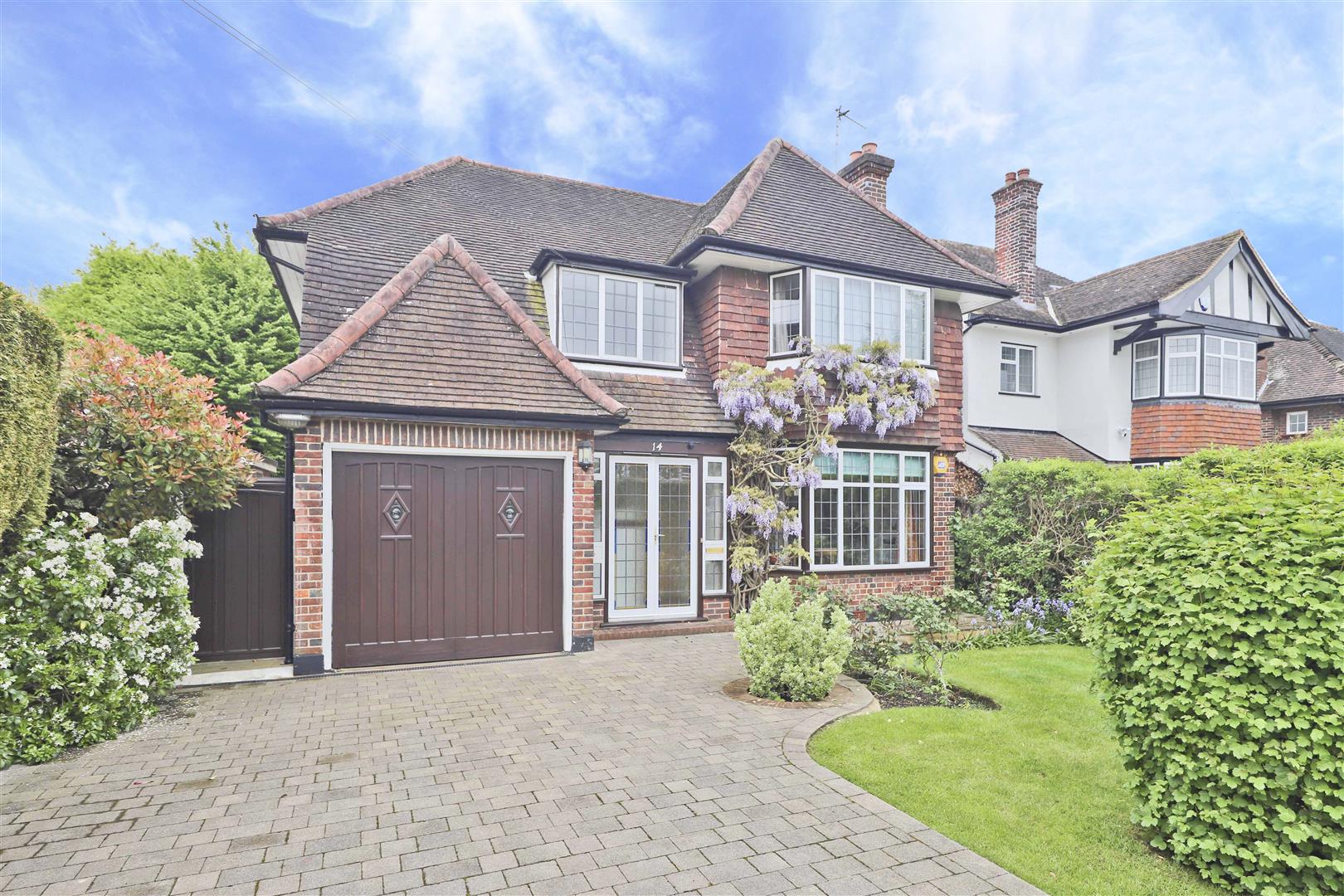 3 Bedroom Detached House For Sale Millionplus The Luxury Marketplace 3 Bedroom Detached House For Sale Millionplus The Luxury Marketplace