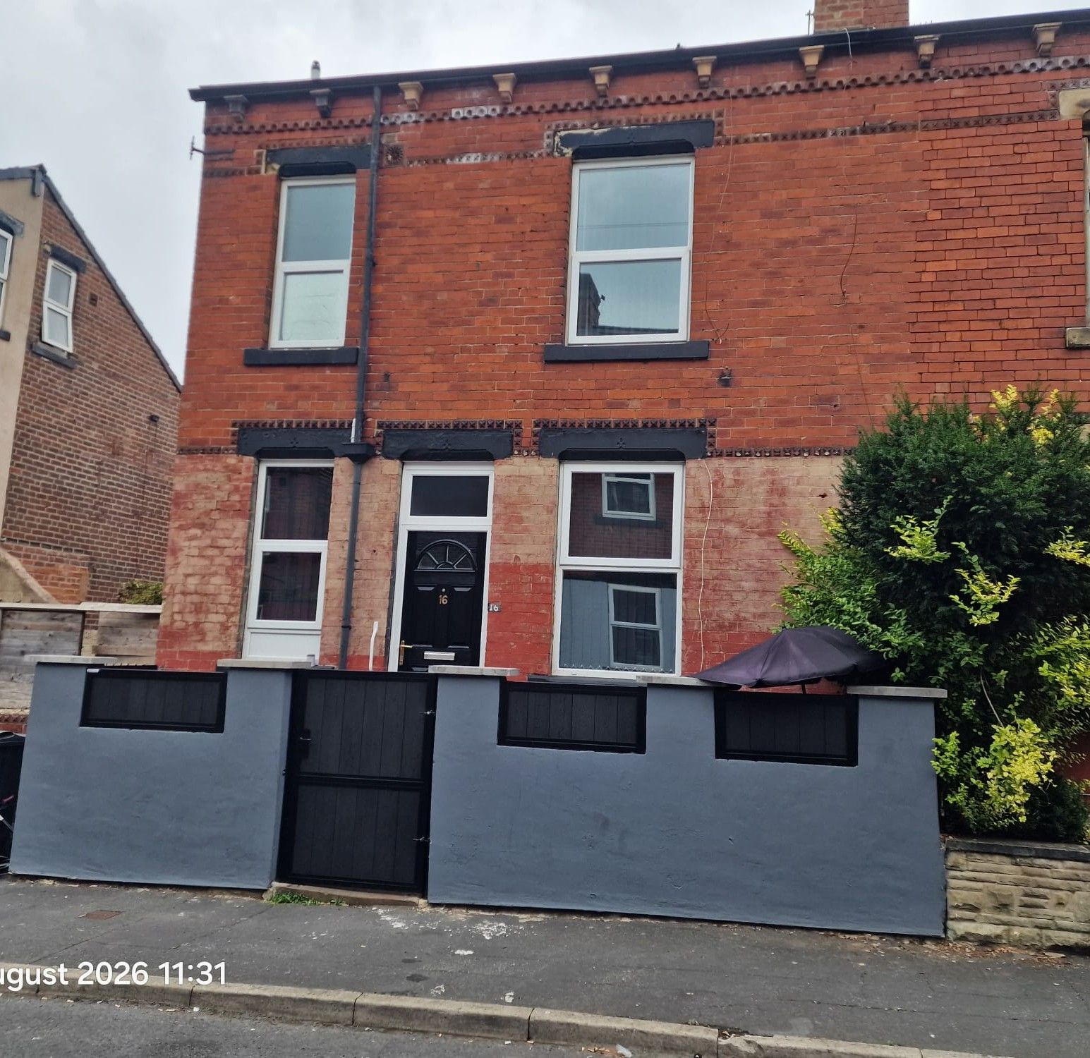 16 Edinburgh Terrace, Leeds photo 2