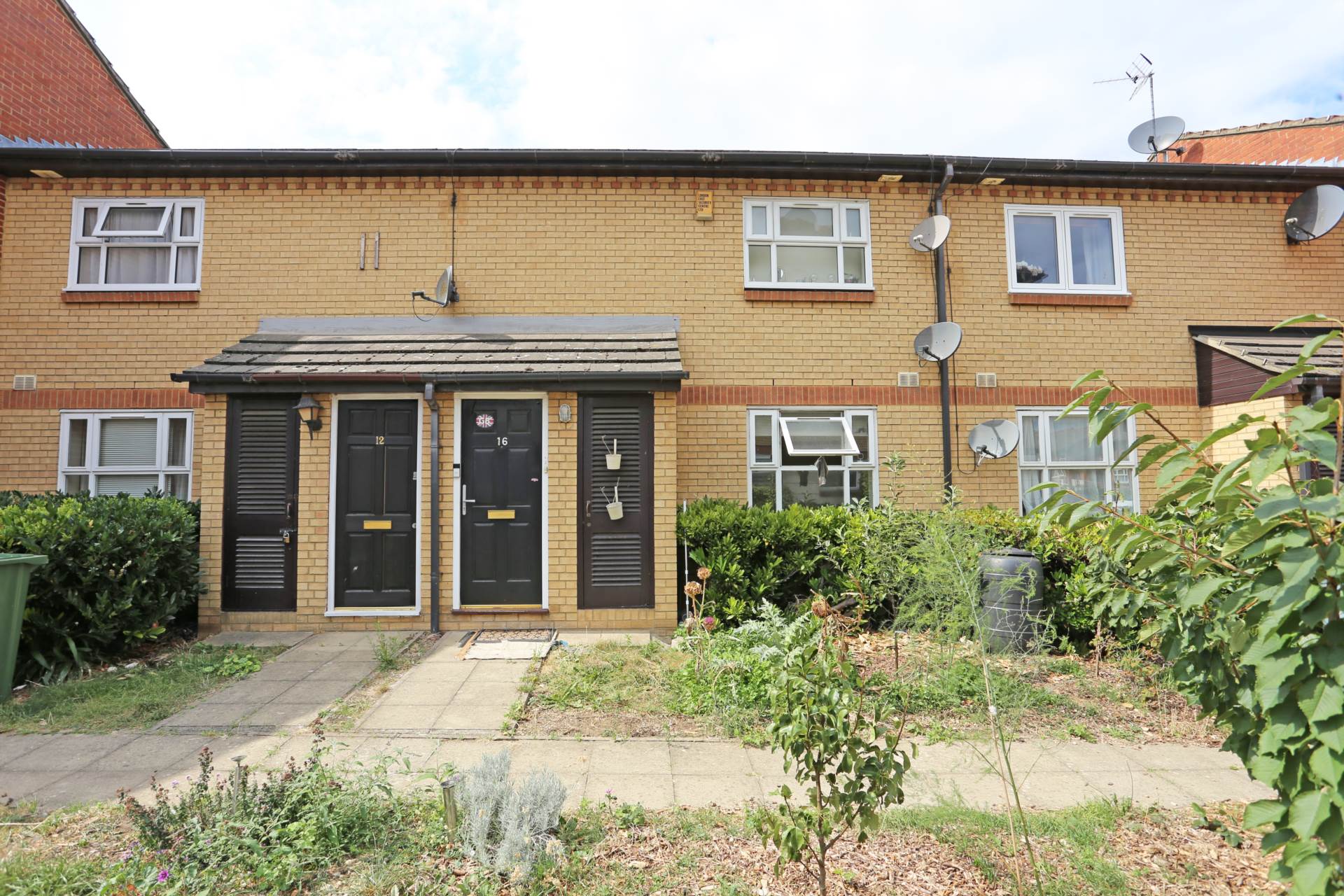 1-bed flat on 16, Cranberry Lane, London, £280,000
