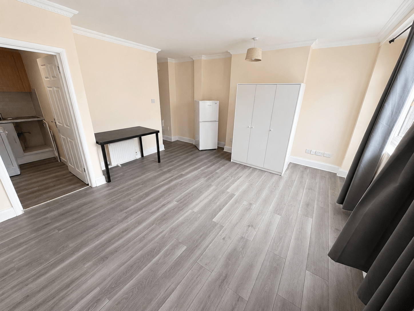 156b High Street, HOUNSLOW photo 5