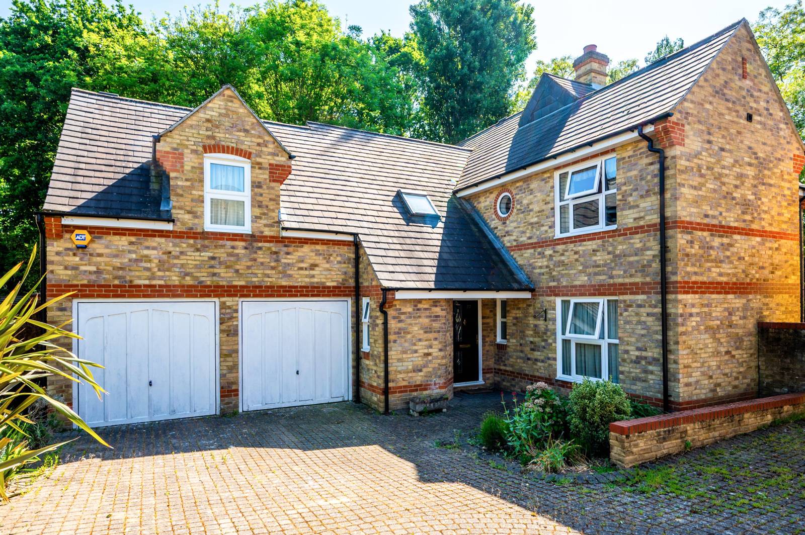 3 bedroom mews house for sale