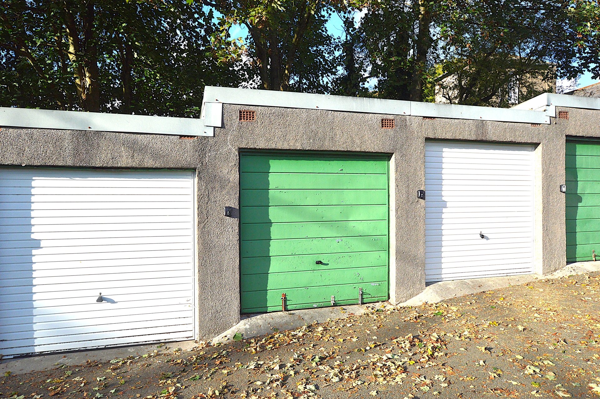 Garage 17,, Drake Gardens, Devon photo 3