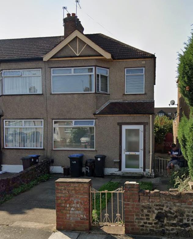 Preston Gardens, Enfield photo 2