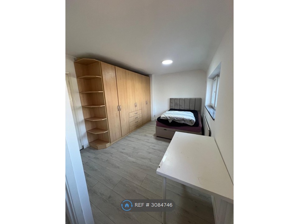 Elmdon Road, Hounslow photo 5