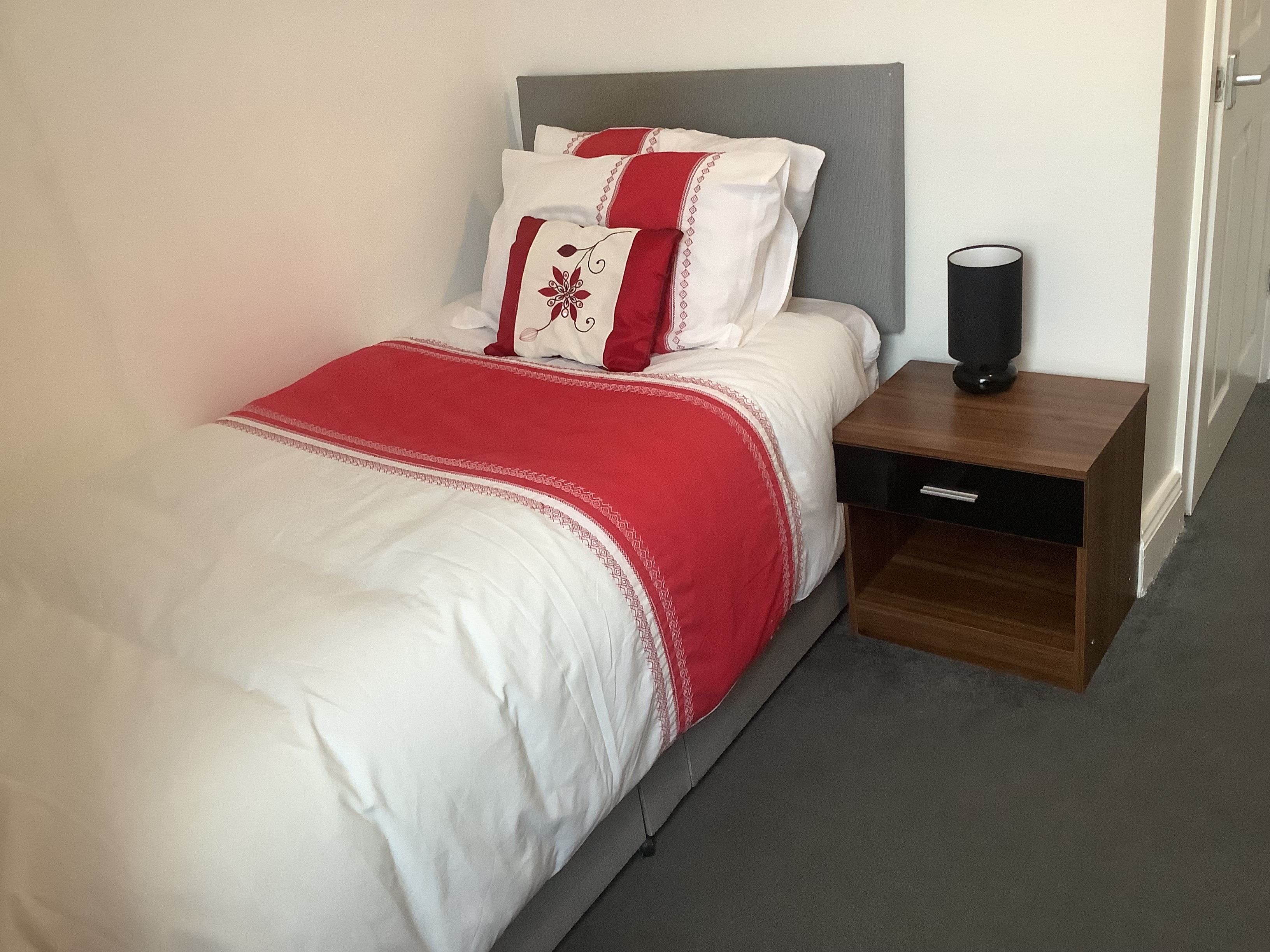 Room 3 29, Windsor Crescent, Bridlington photo 5