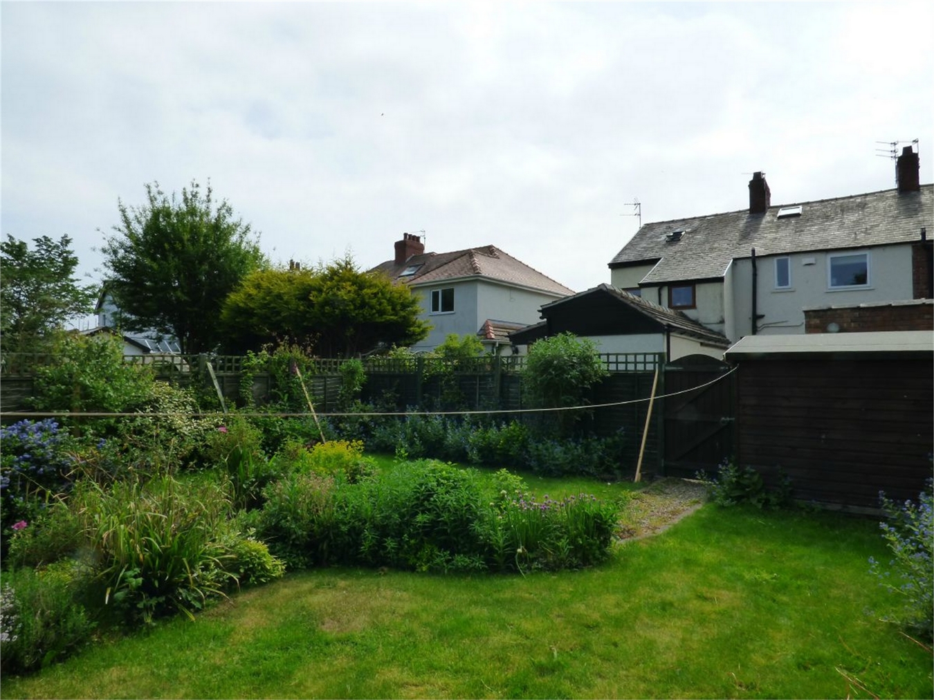 3 Bedrooms Terraced house for sale in Heyhouses Lane, Lytham St Annes, Lancashire FY8