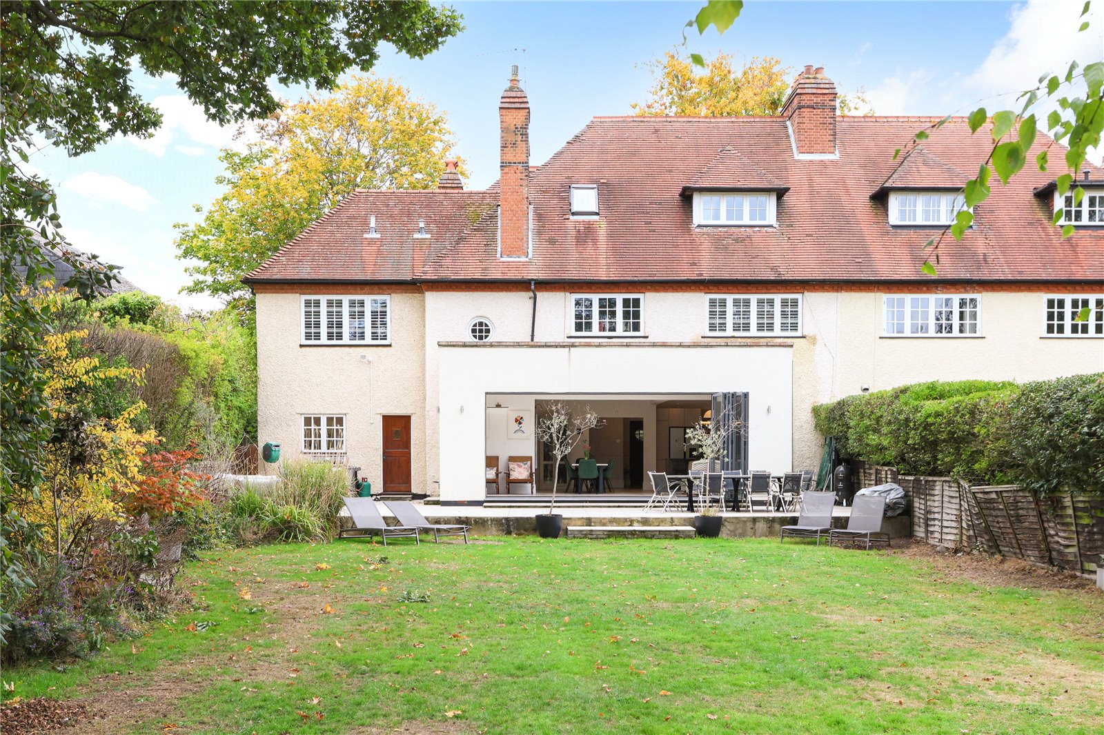 7 bedroom semi-detached house for sale 0