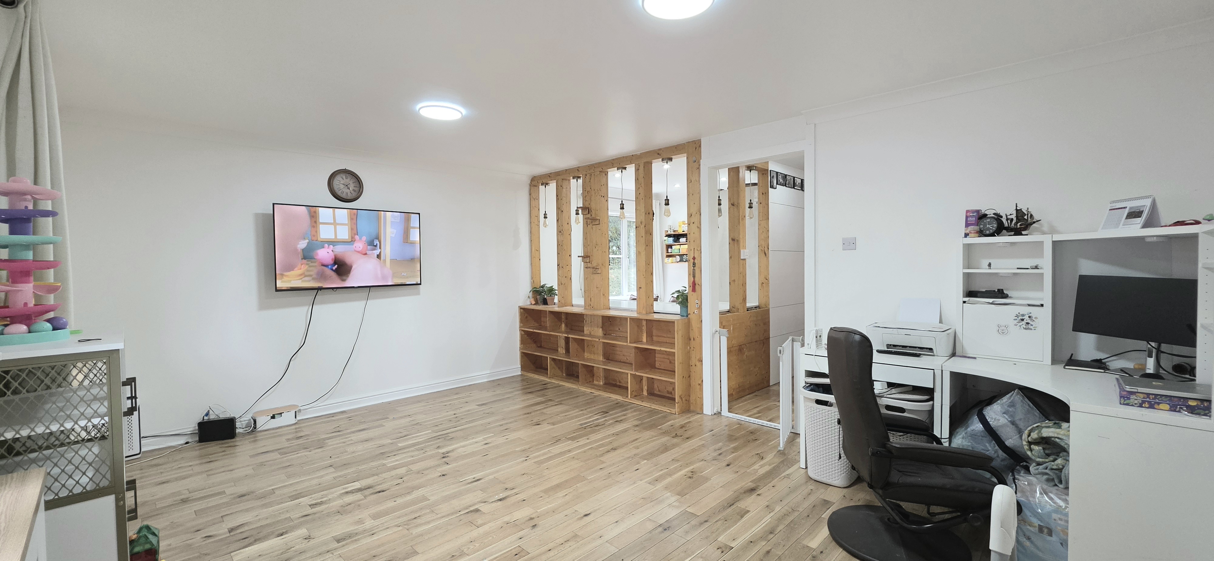 2-bed flat on Flat 2 Nig, Harrow, £2,150/mo