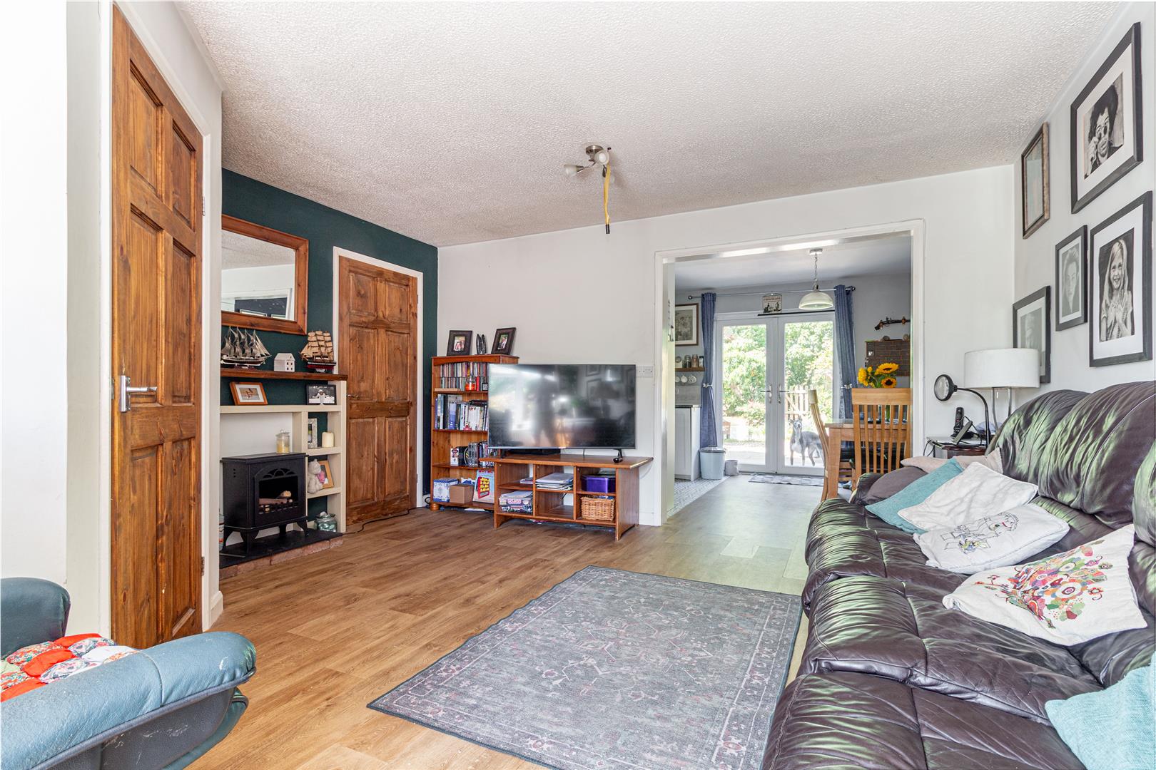 4, Winnington Close, Worcester photo 3