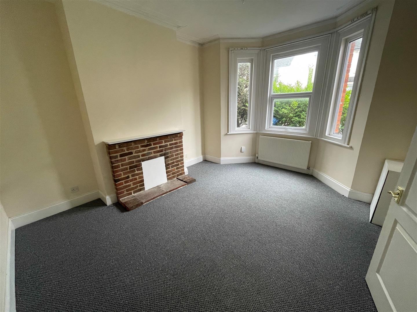 Photos of Ash Road, Aldershot GU12 66711957 PrimeLocation